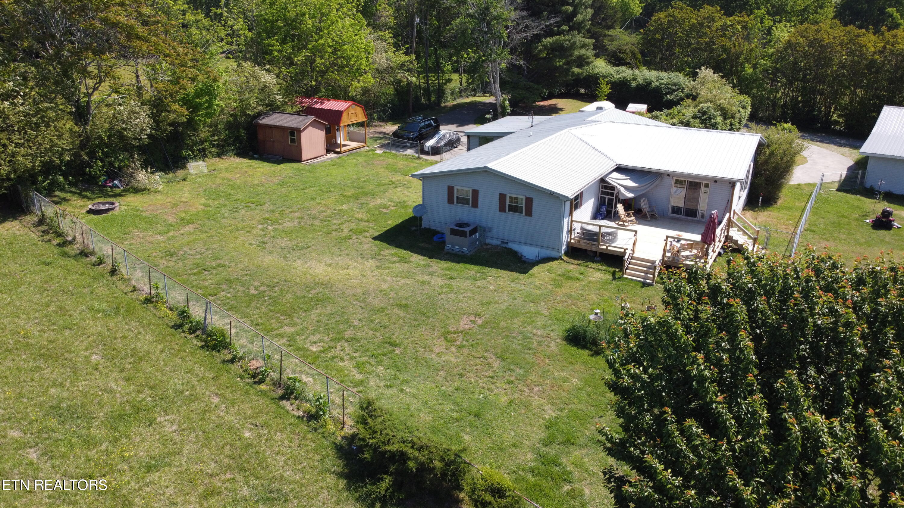285 County Road 260 Niota TN 37826