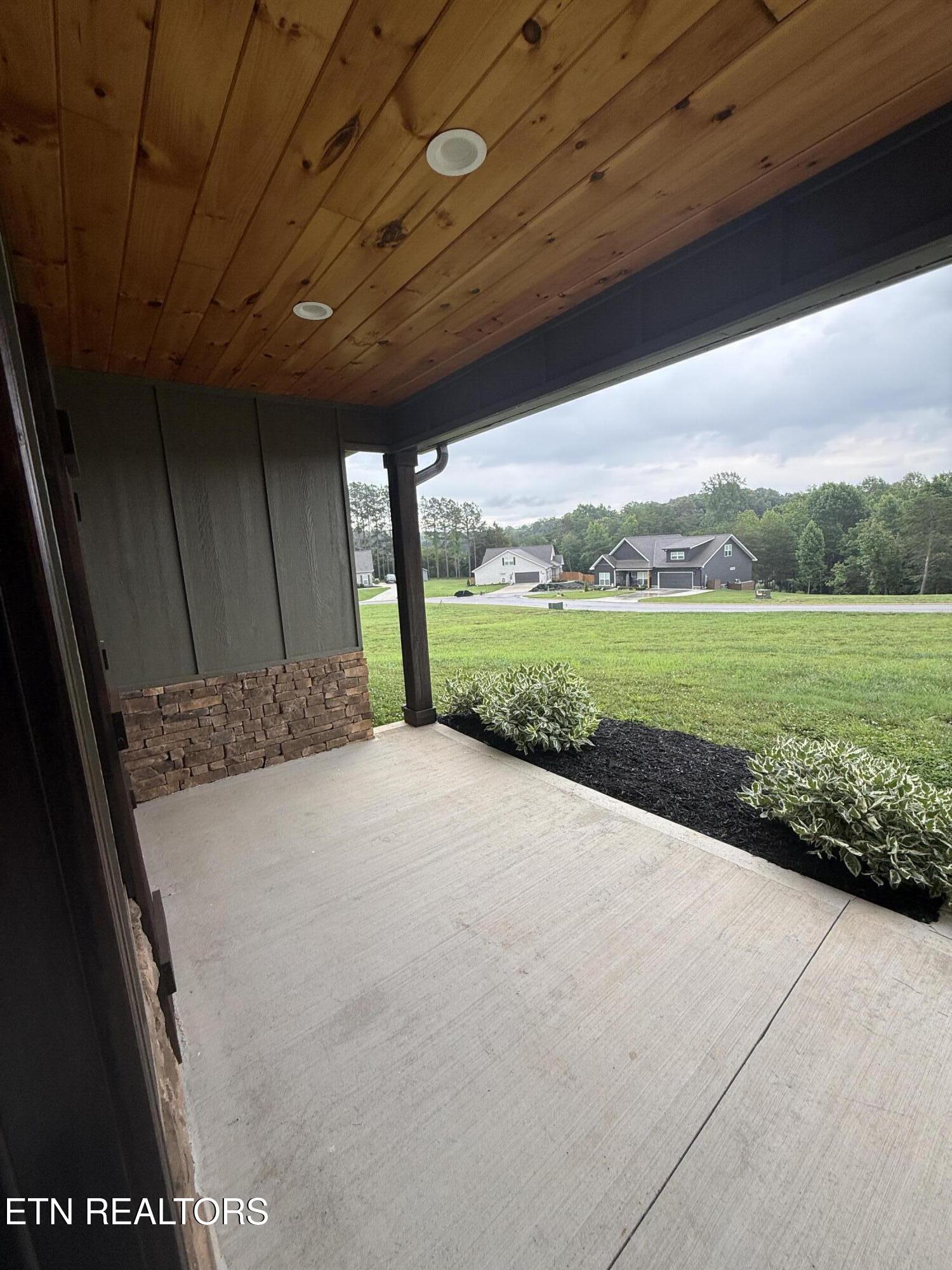 849 Pinebrooke Drive Maryville TN 37801