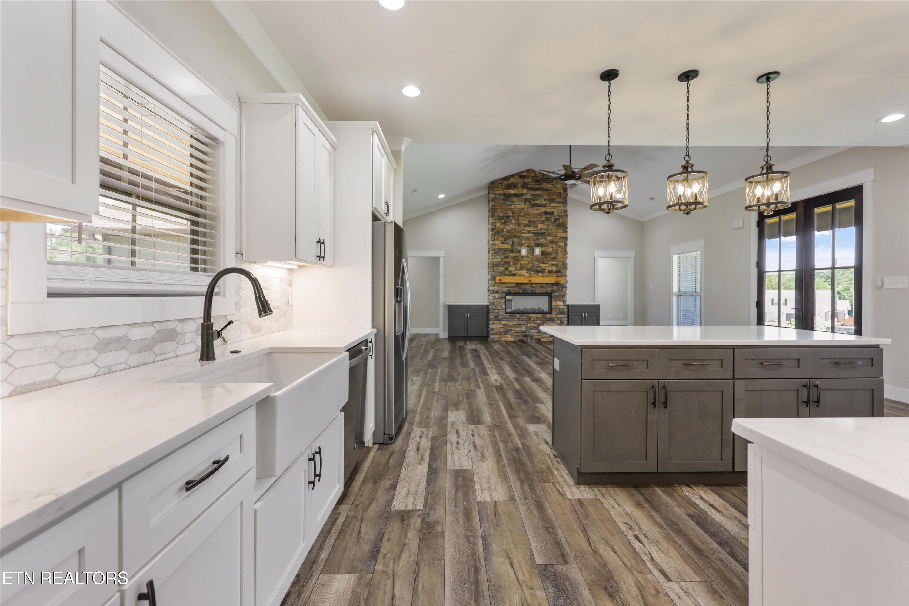 849 Pinebrooke Drive Maryville TN 37801