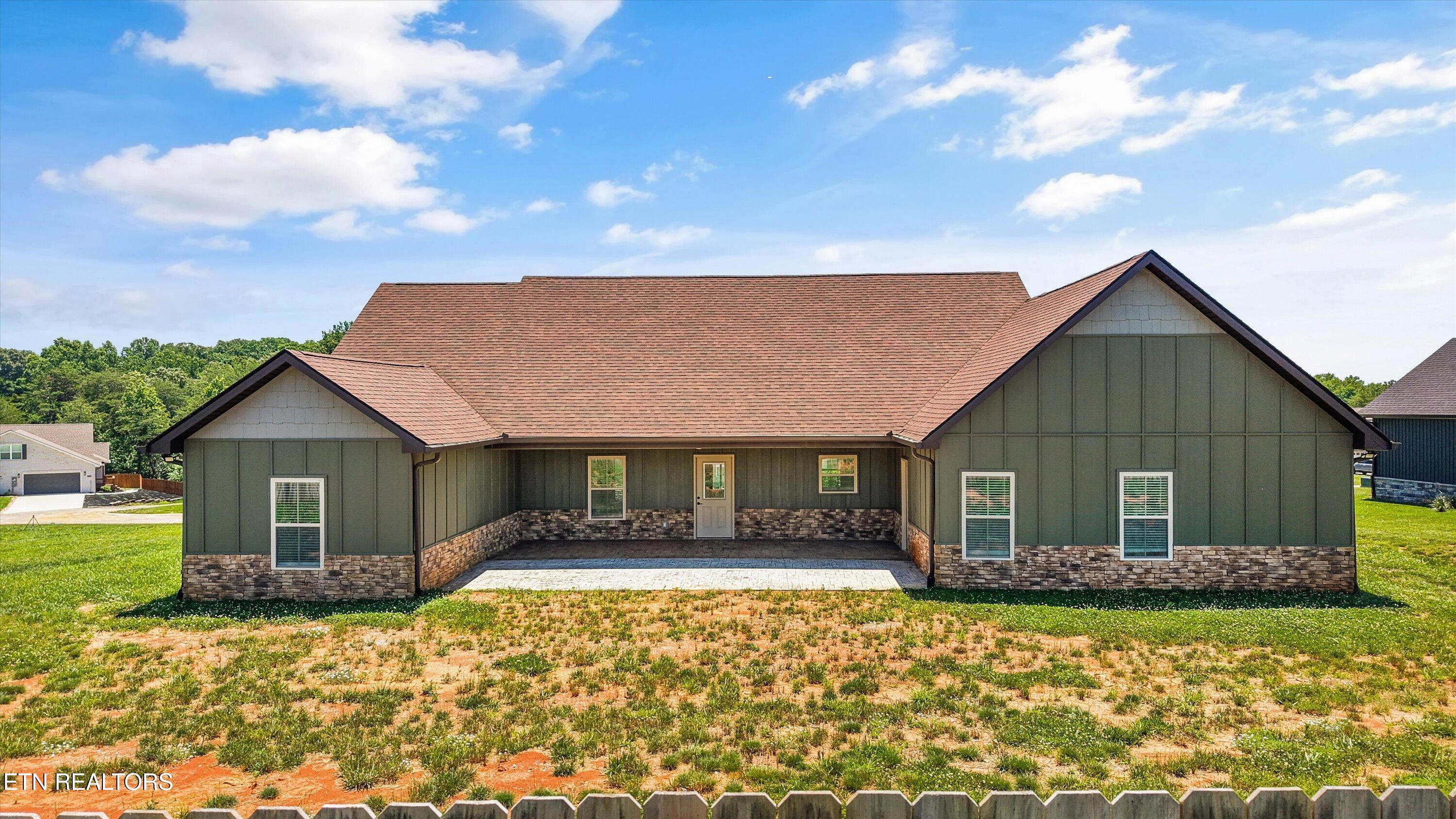 849 Pinebrooke Drive Maryville TN 37801