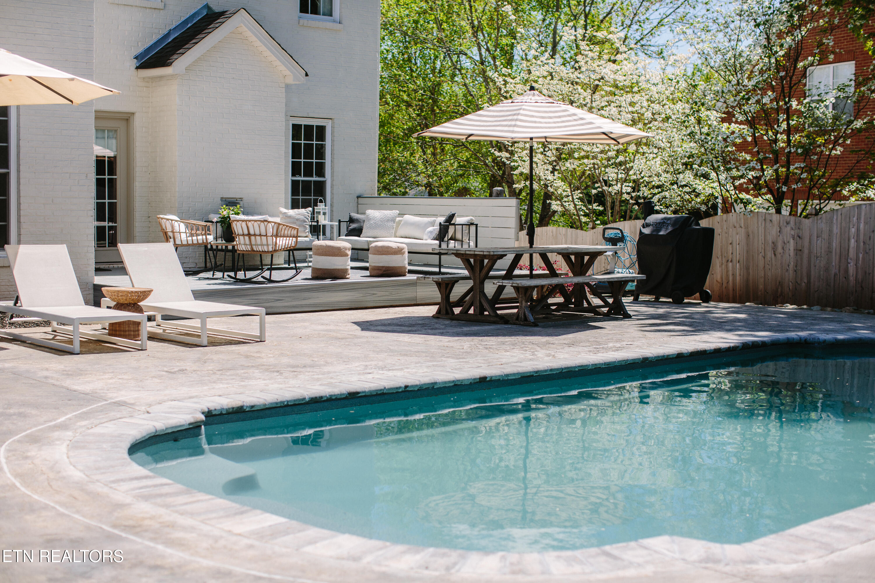 8719 Hollingsfield Drive Knoxville TN 37922