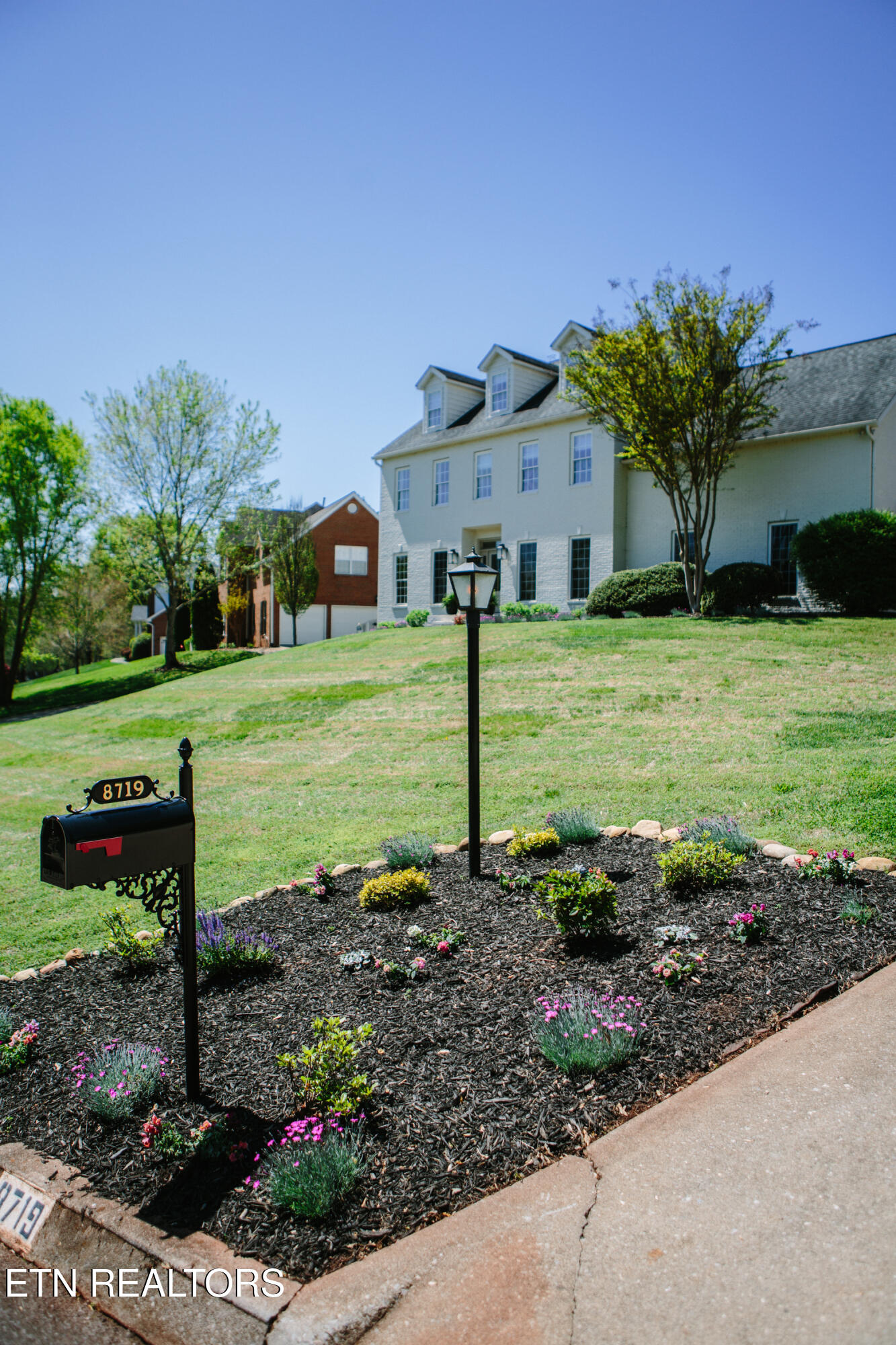 8719 Hollingsfield Drive Knoxville TN 37922