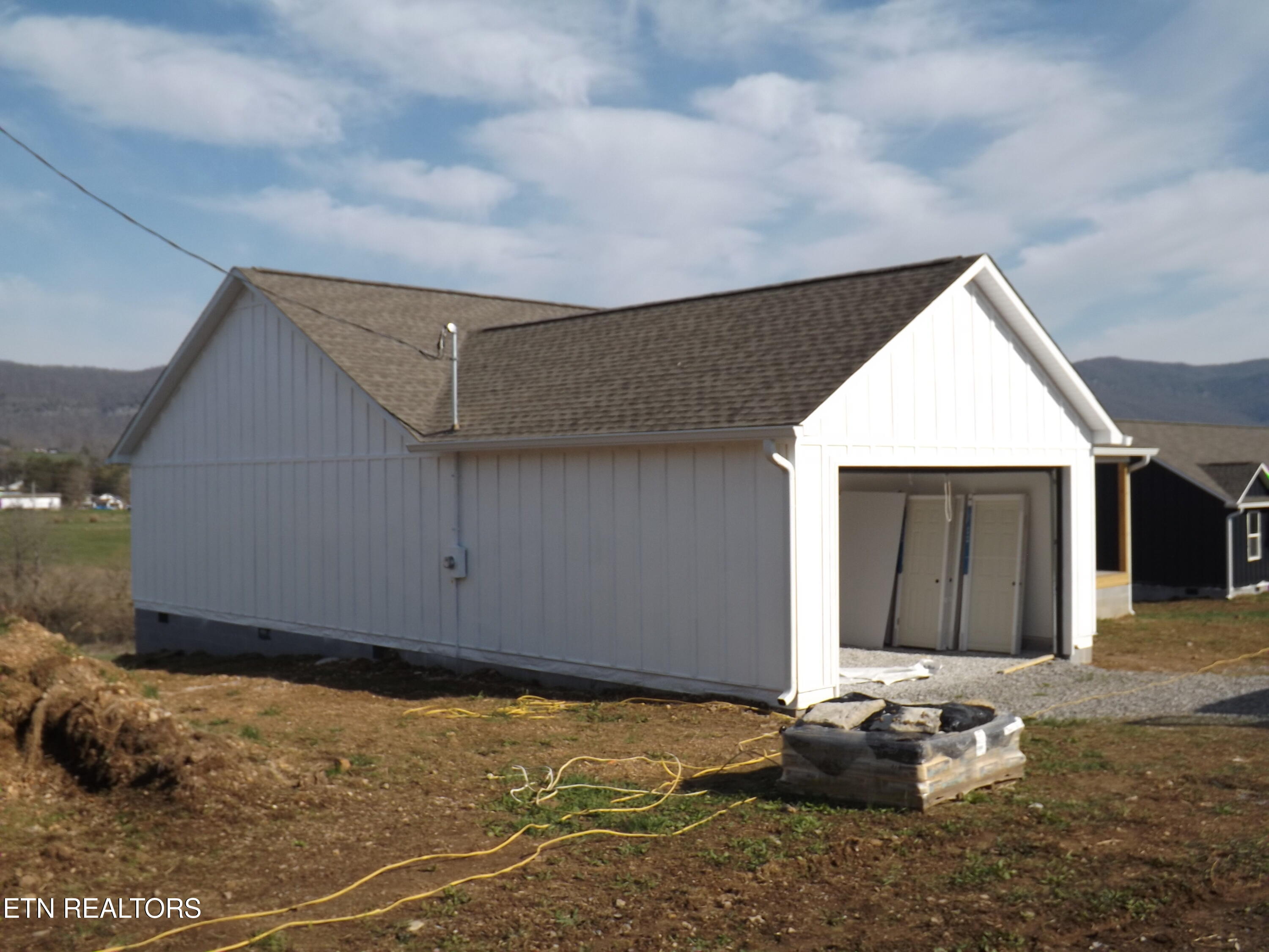 941 Shawanee Road Harrogate TN 37752