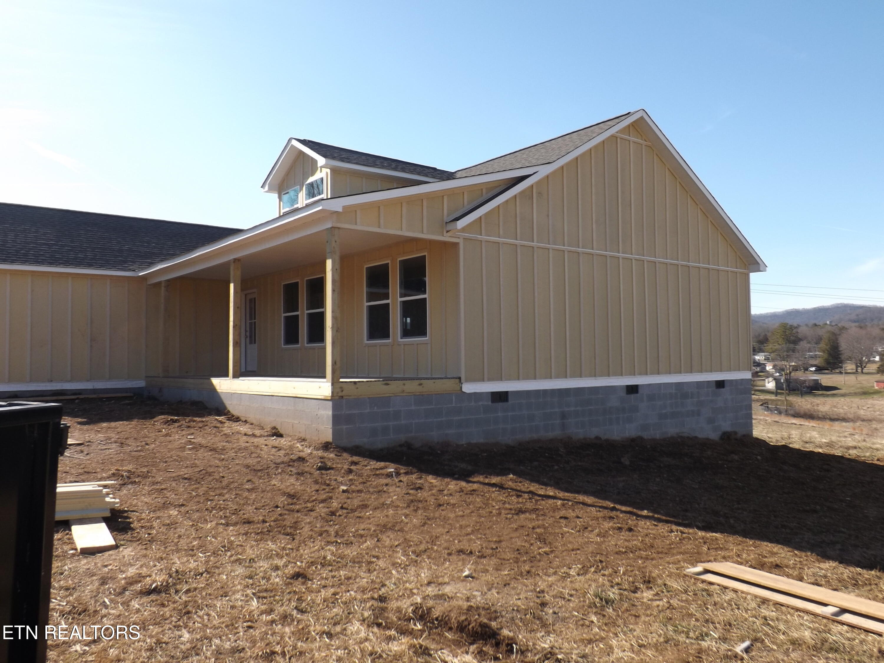 941 Shawanee Road Harrogate TN 37752