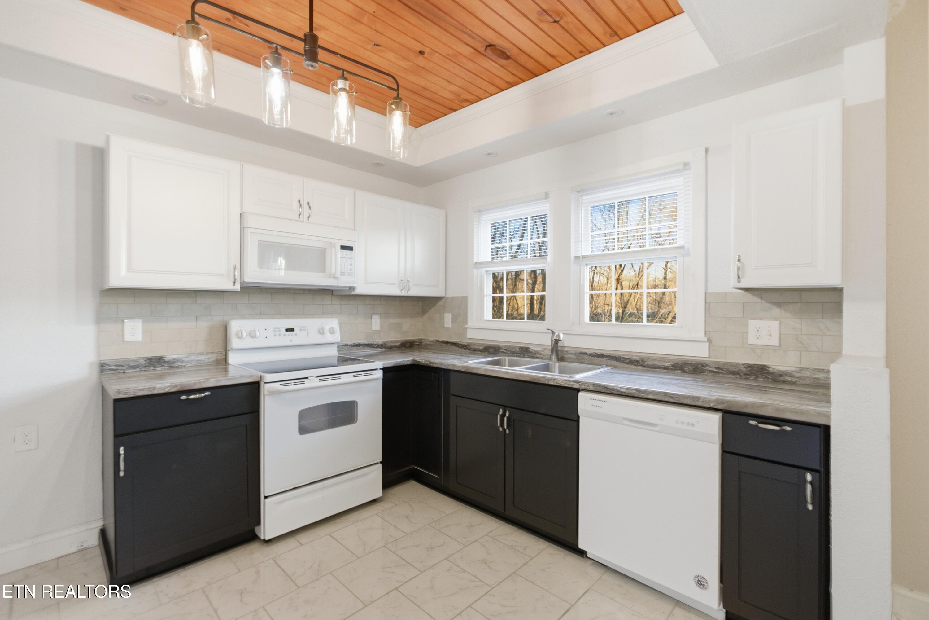4143 Walker Boulevard Knoxville TN 37917