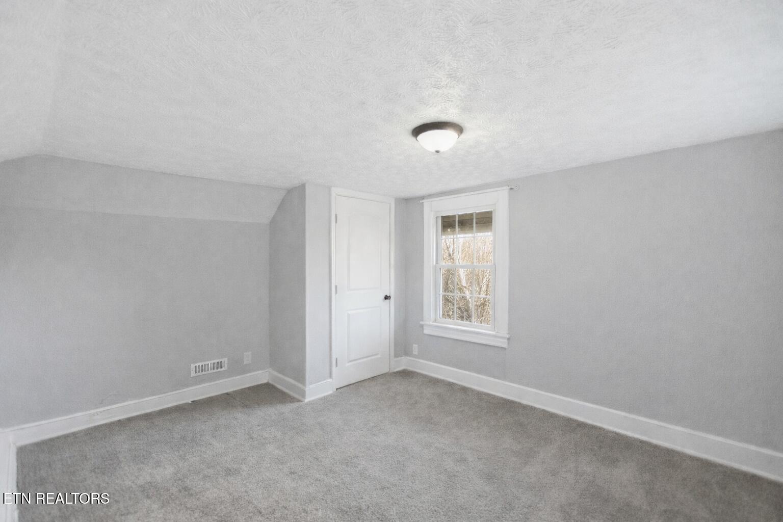 4143 Walker Boulevard Knoxville TN 37917
