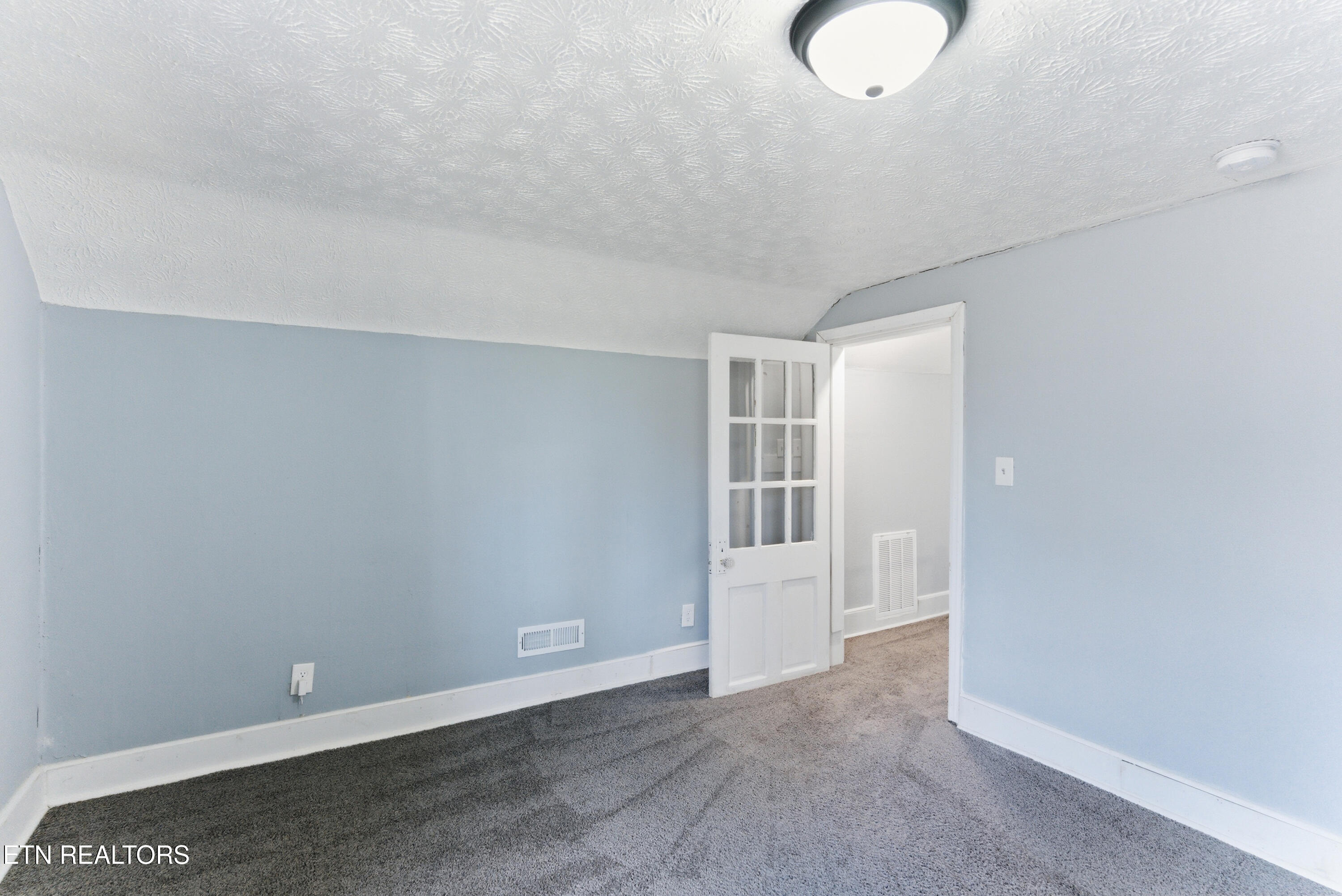 4143 Walker Boulevard Knoxville TN 37917