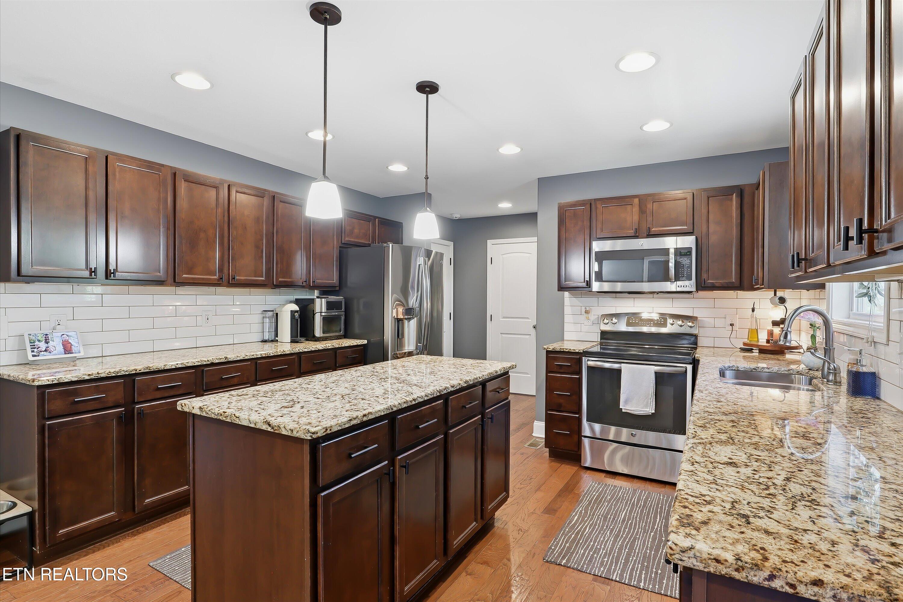 7808 Elkton Lane Powell TN 37849