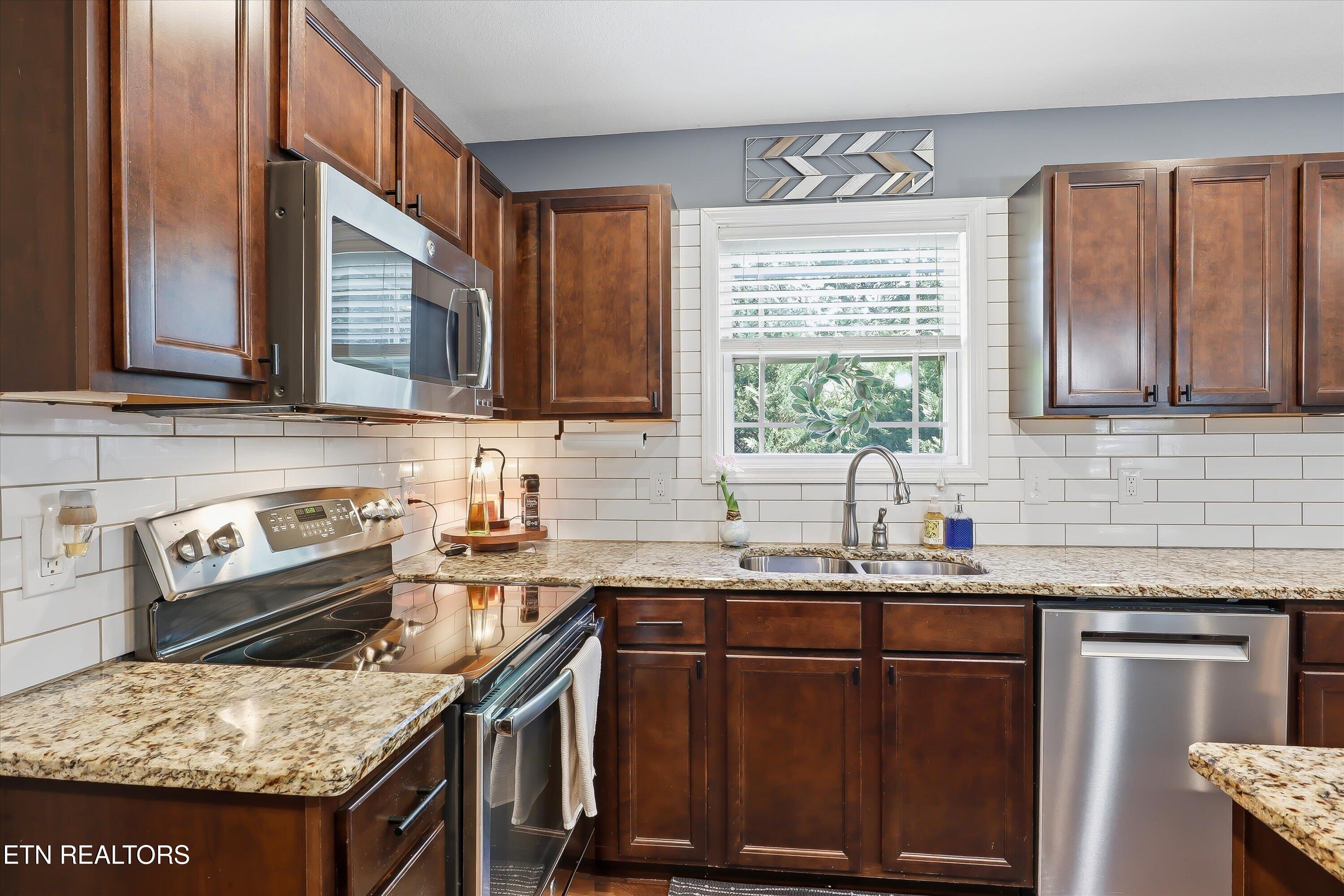 7808 Elkton Lane Powell TN 37849