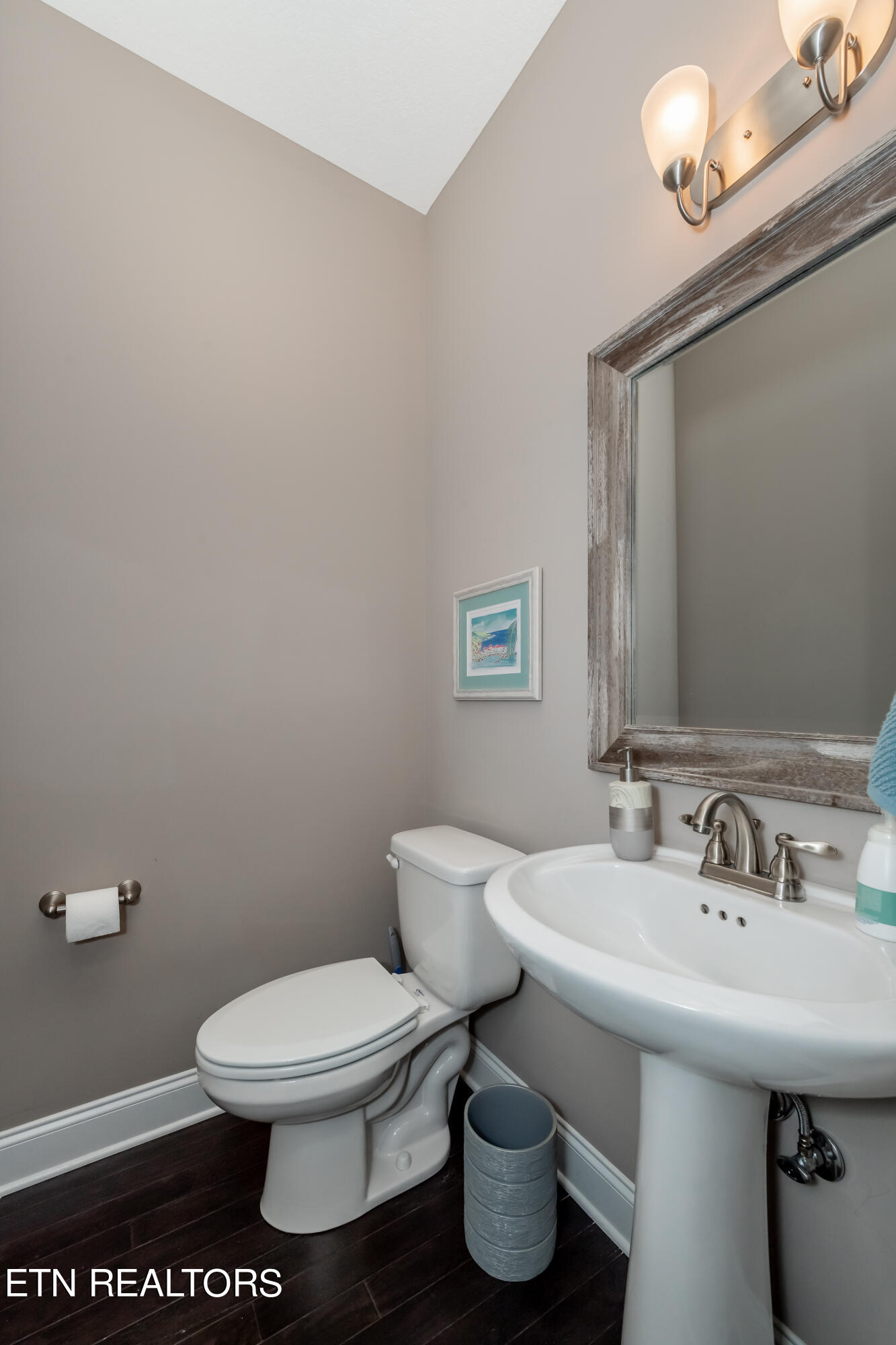 485 Broadberry Avenue Oak Ridge TN 37830