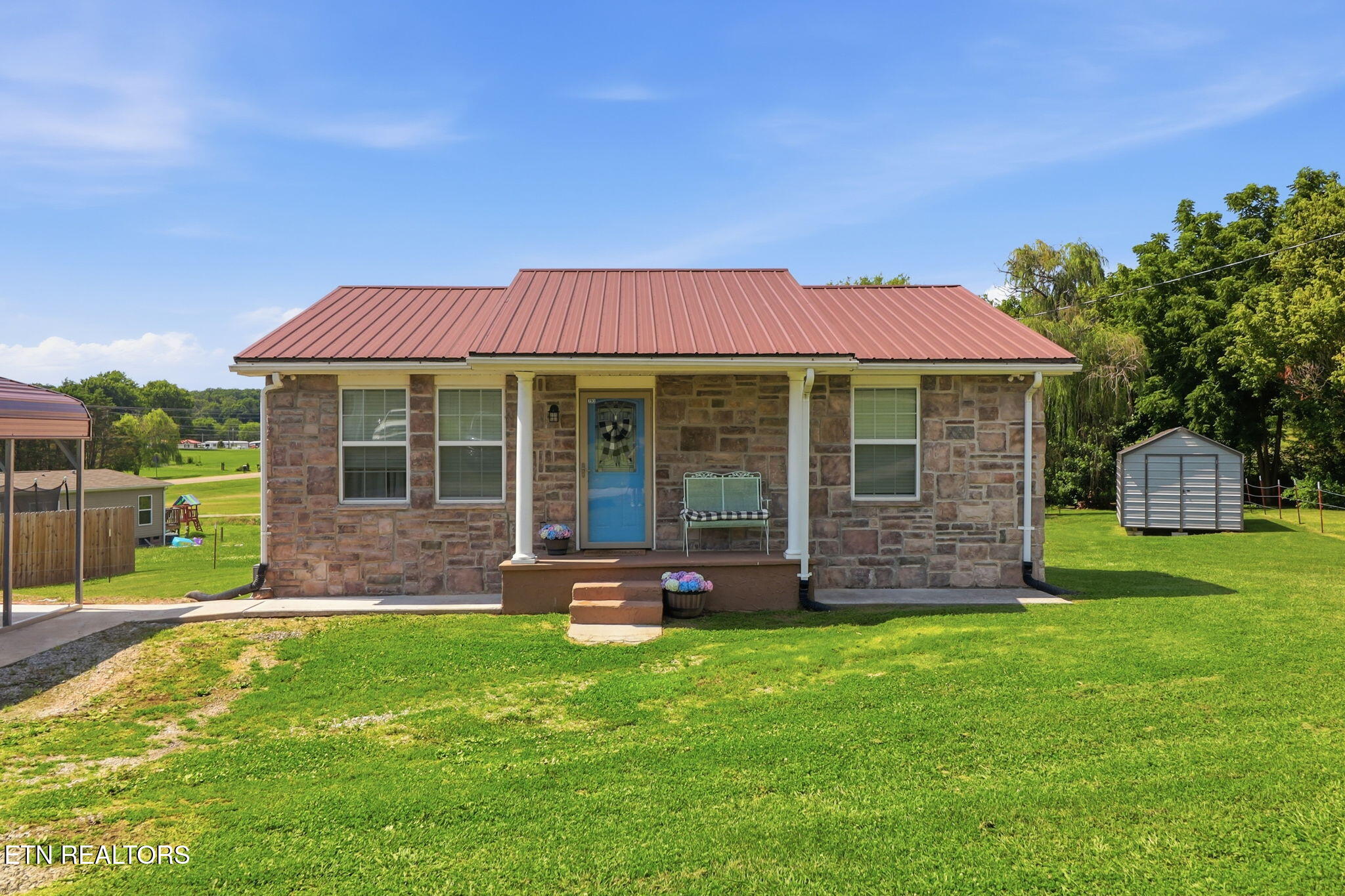 293 E Watkins Road Loudon TN 37774