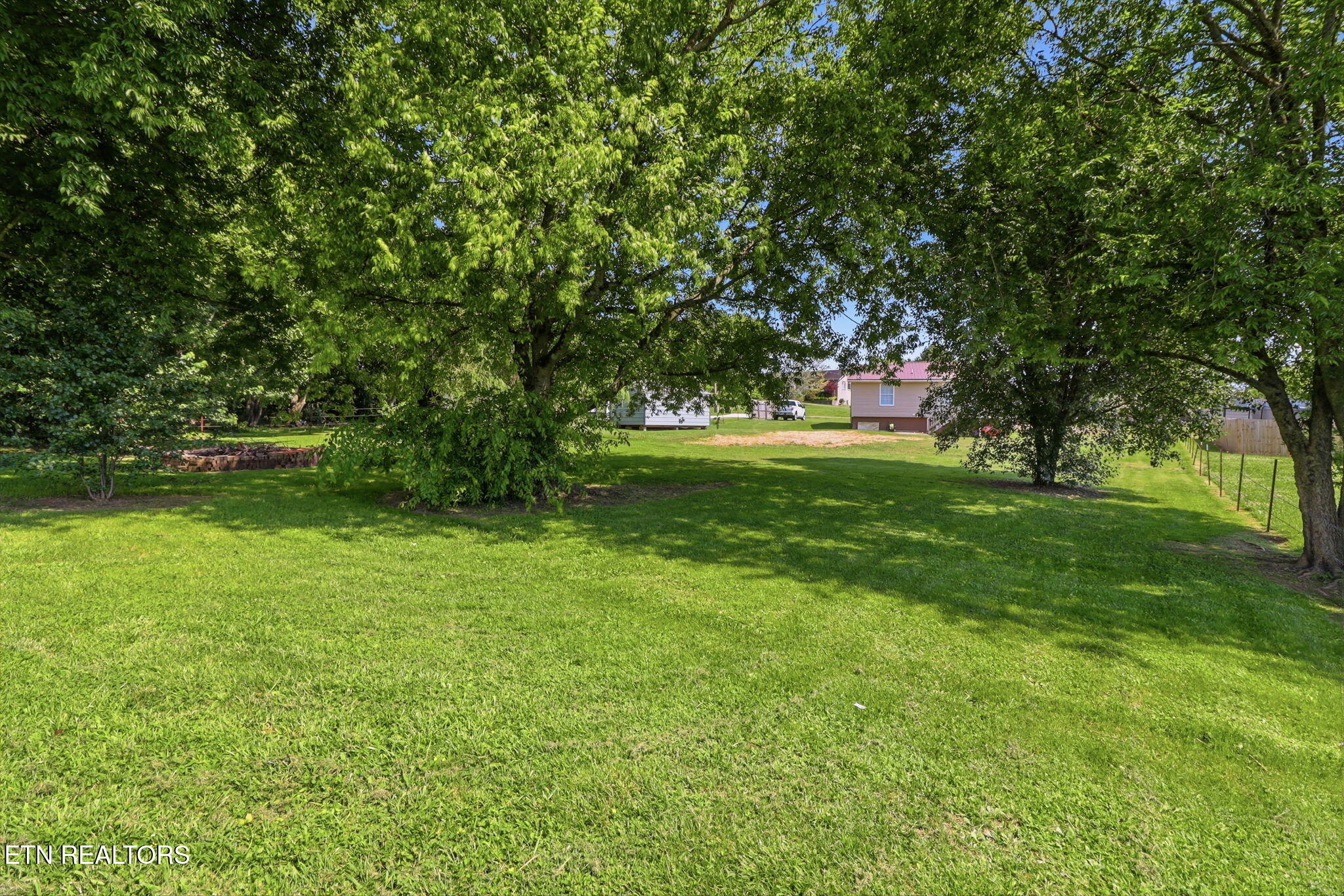293 E Watkins Road Loudon TN 37774