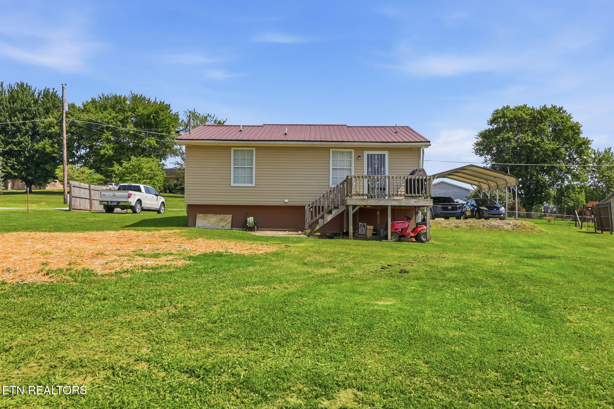 293 E Watkins Road Loudon TN 37774