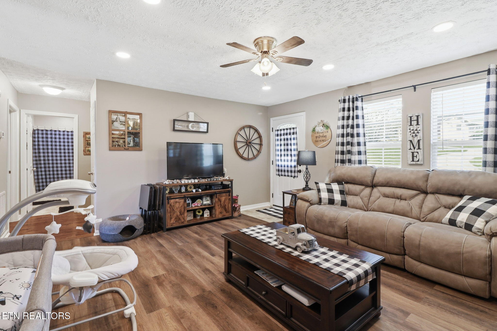 293 E Watkins Road Loudon TN 37774
