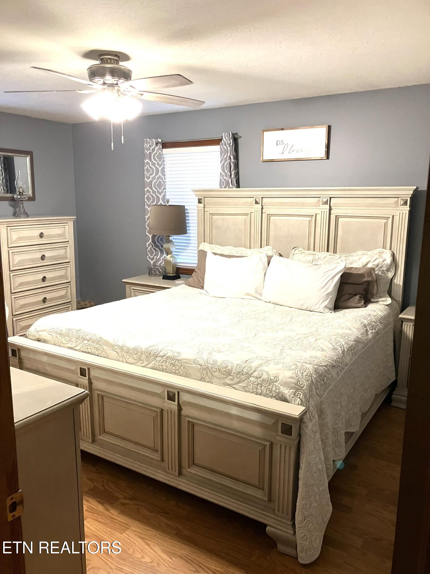 2712 Tinchtown Road Jamestown TN 38556