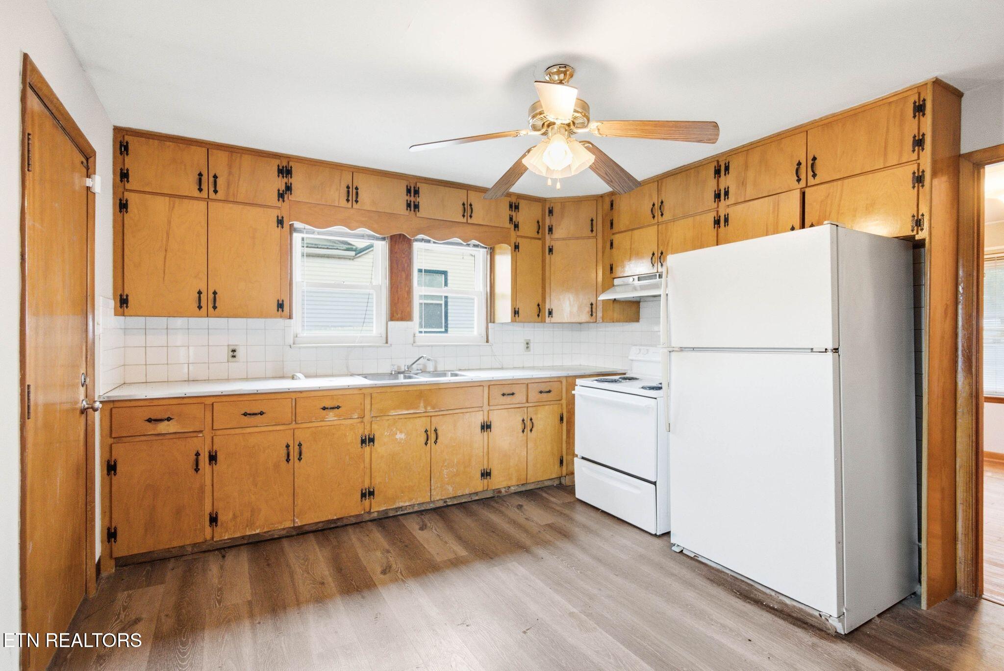 820 W Emerald Avenue Knoxville TN 37921