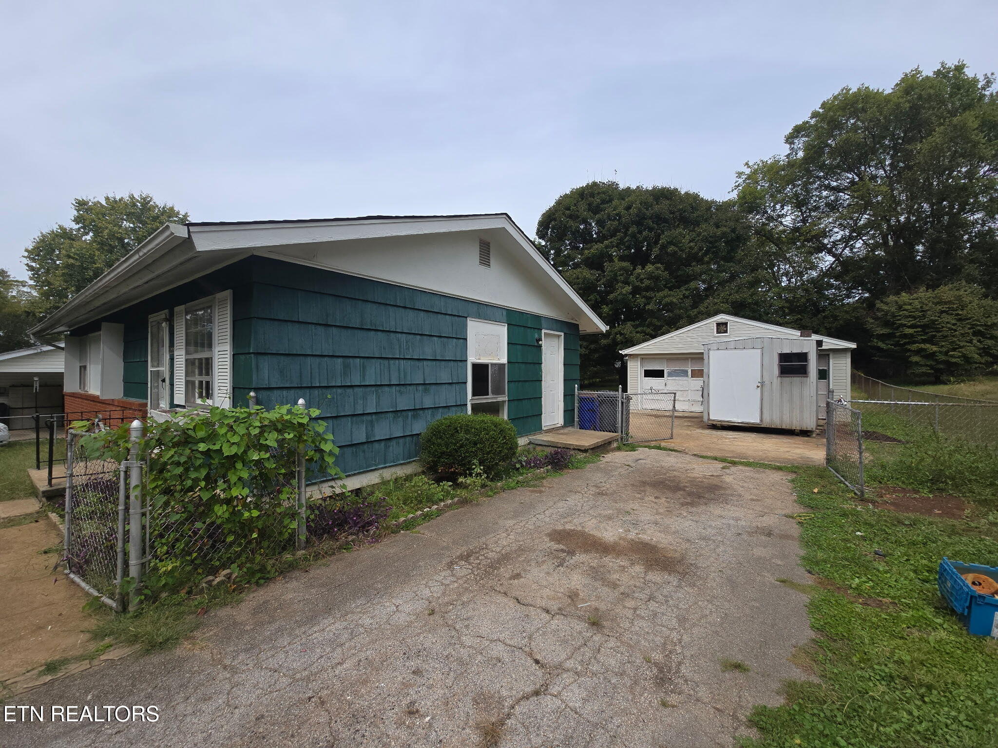 2227 Sylvania Avenue Knoxville TN 37920