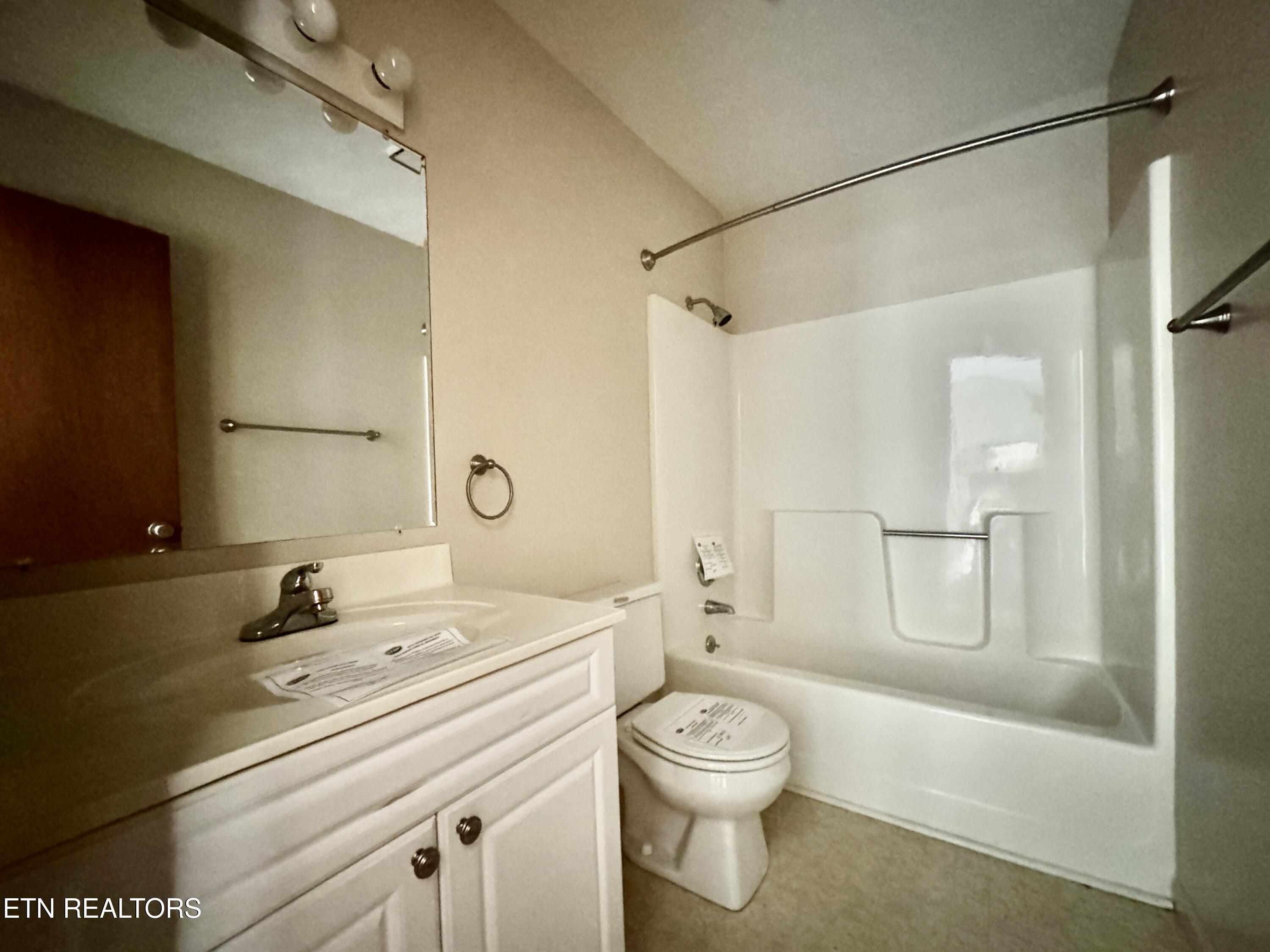 529 Peanut Road Parrottsville TN 37843