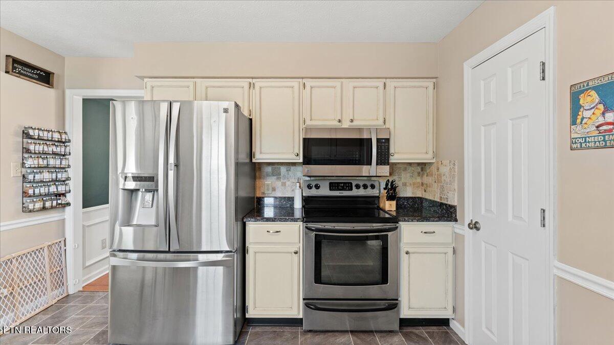 8028 Landon Park Way Powell TN 37849