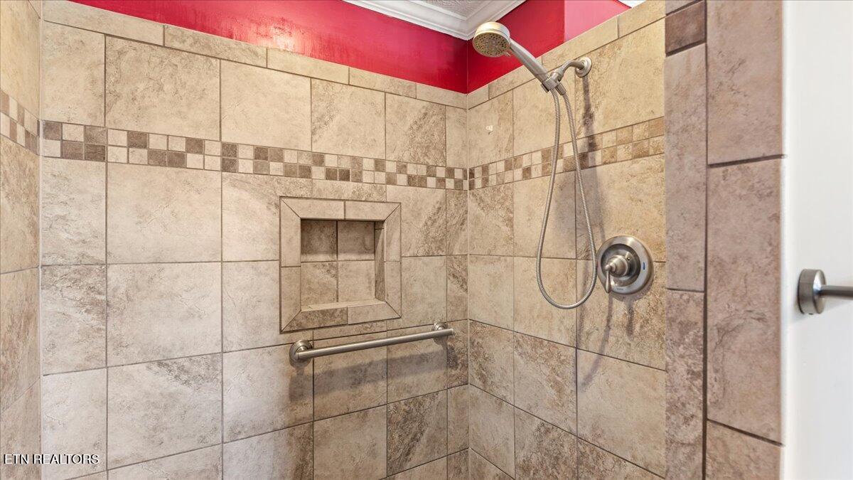 8028 Landon Park Way Powell TN 37849