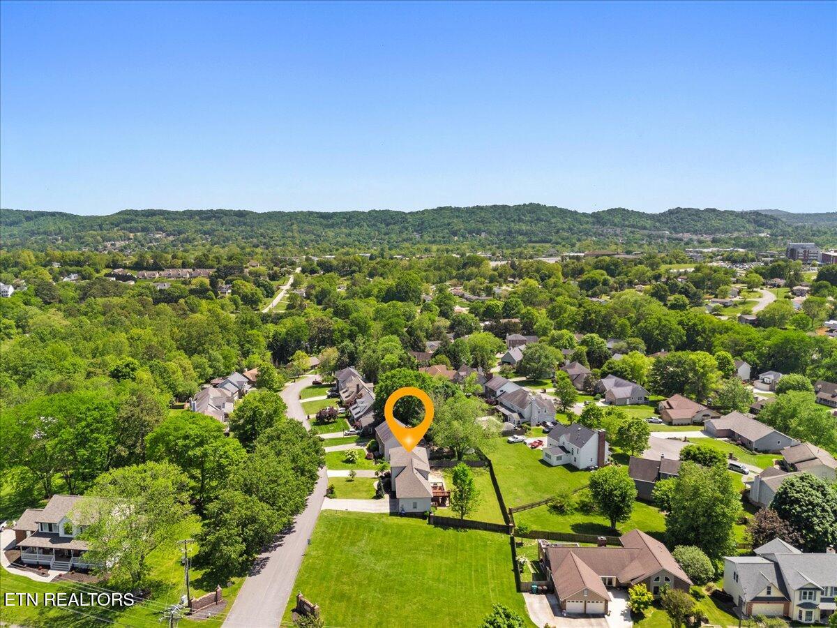 8028 Landon Park Way Powell TN 37849