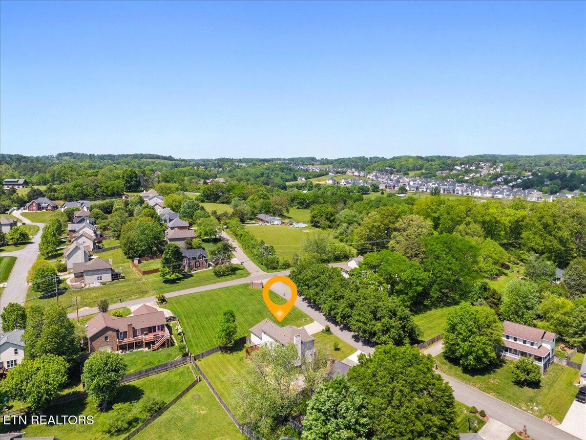 8028 Landon Park Way Powell TN 37849