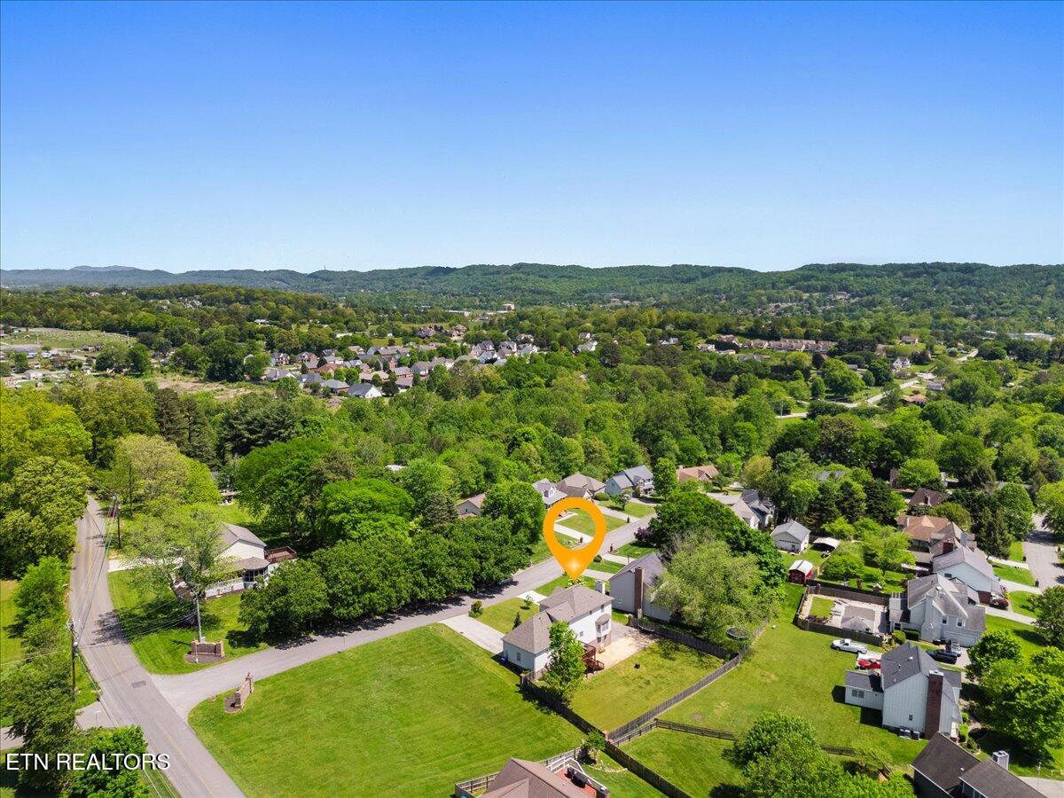 8028 Landon Park Way Powell TN 37849