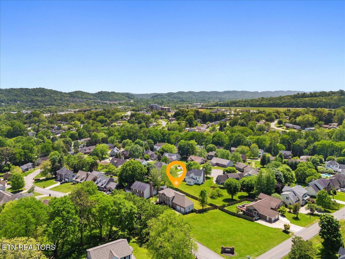 8028 Landon Park Way Powell TN 37849
