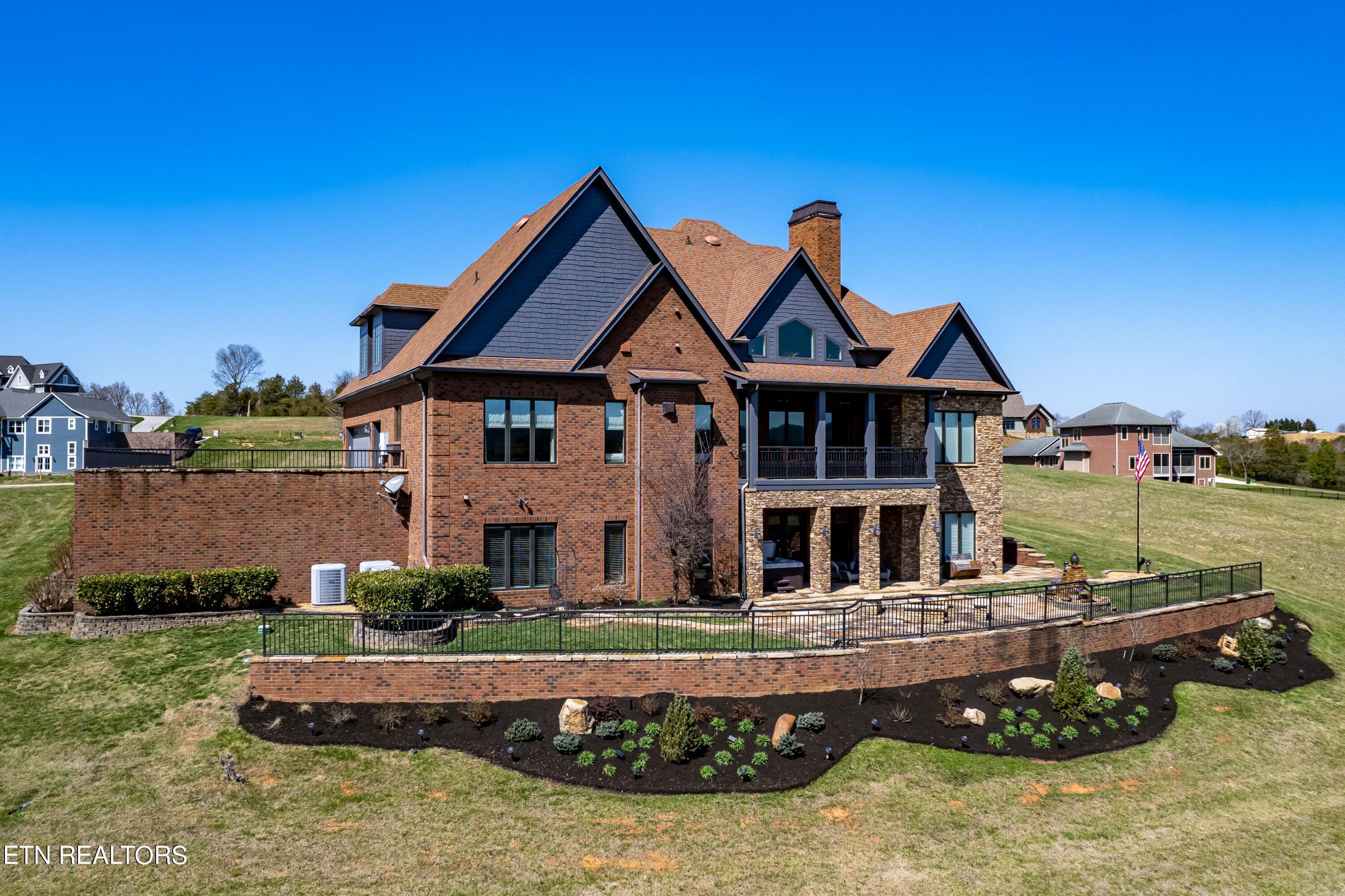 1919 Legend View Court Sevierville TN 37862