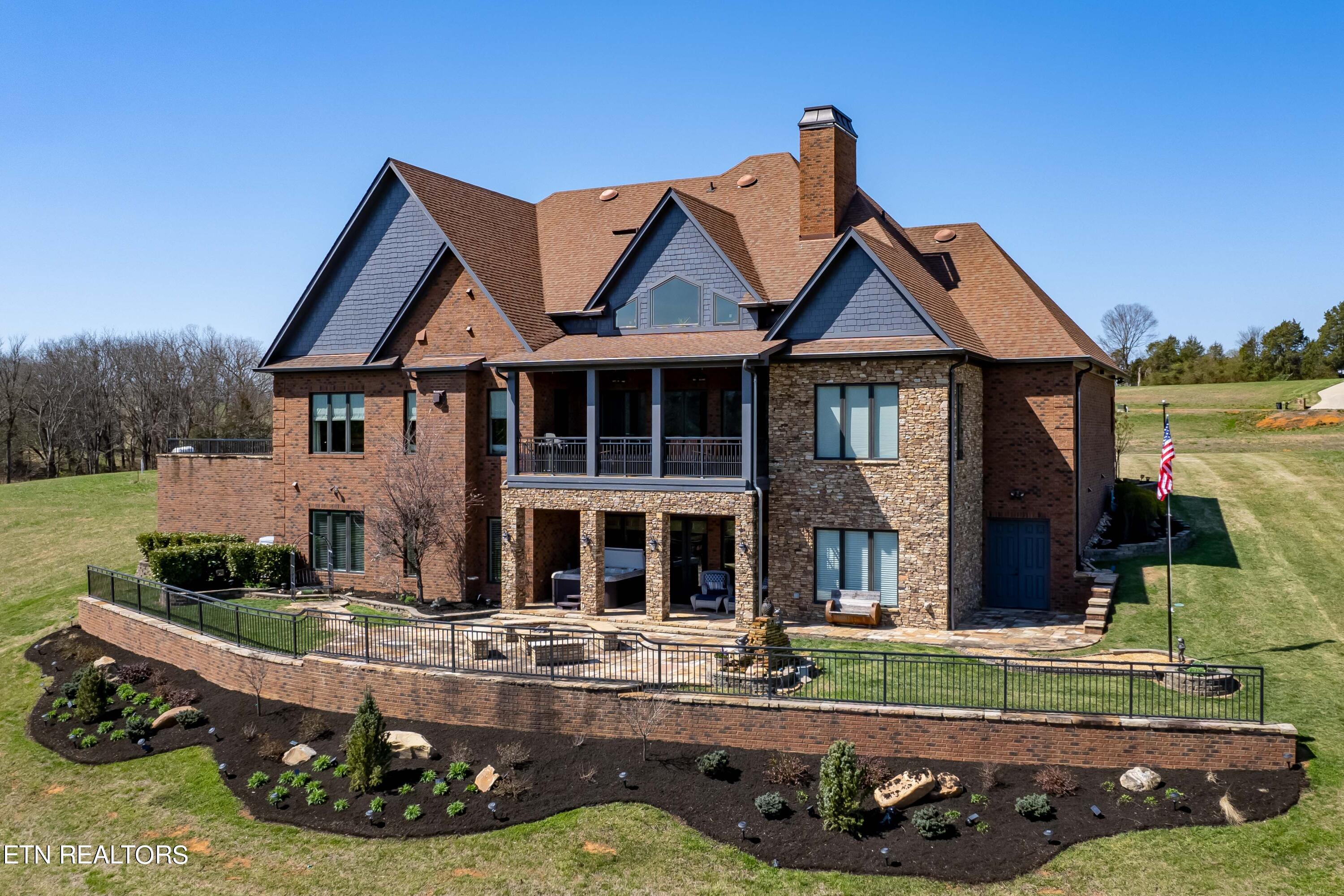 1919 Legend View Court Sevierville TN 37862