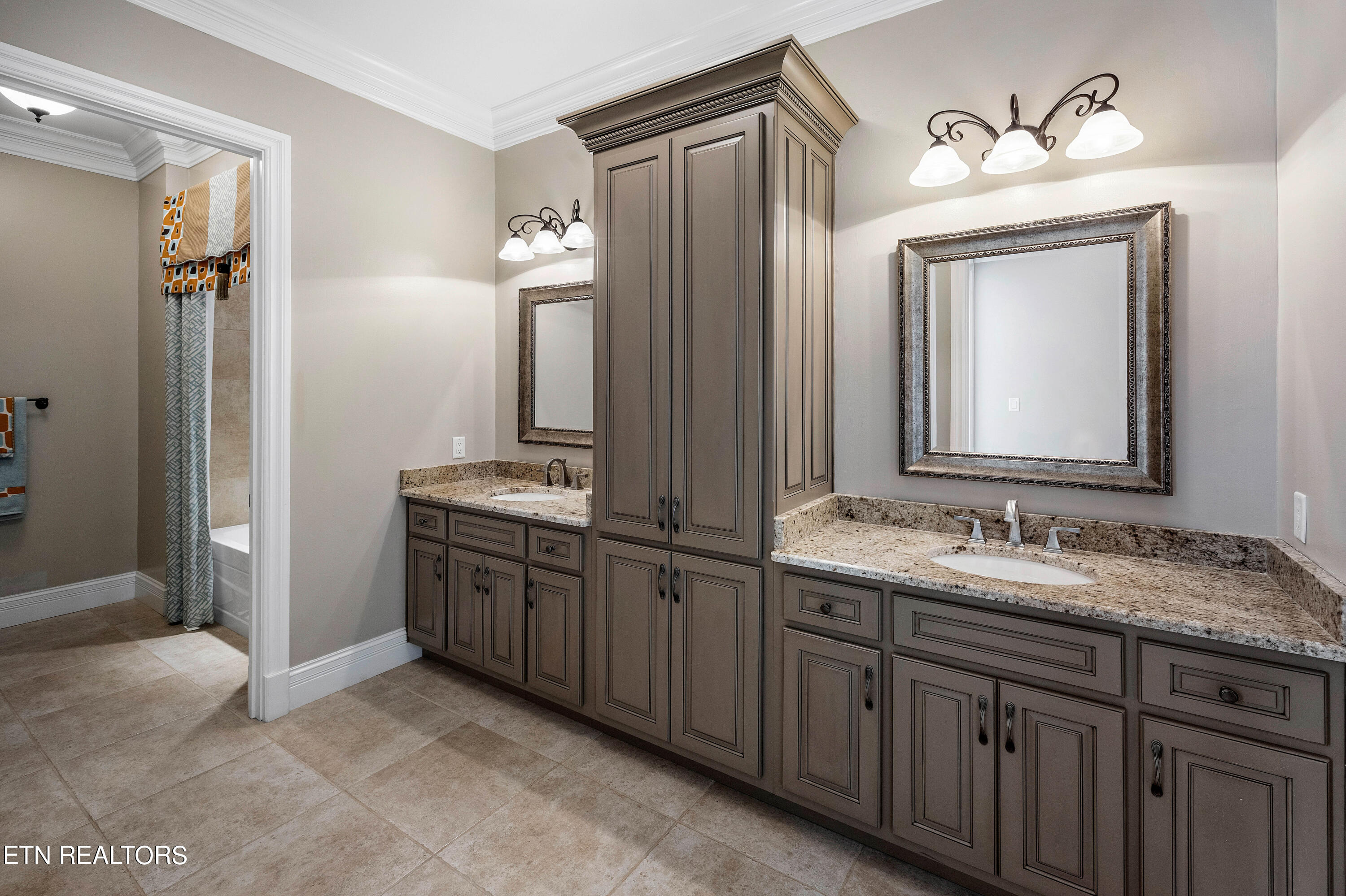 1919 Legend View Court Sevierville TN 37862