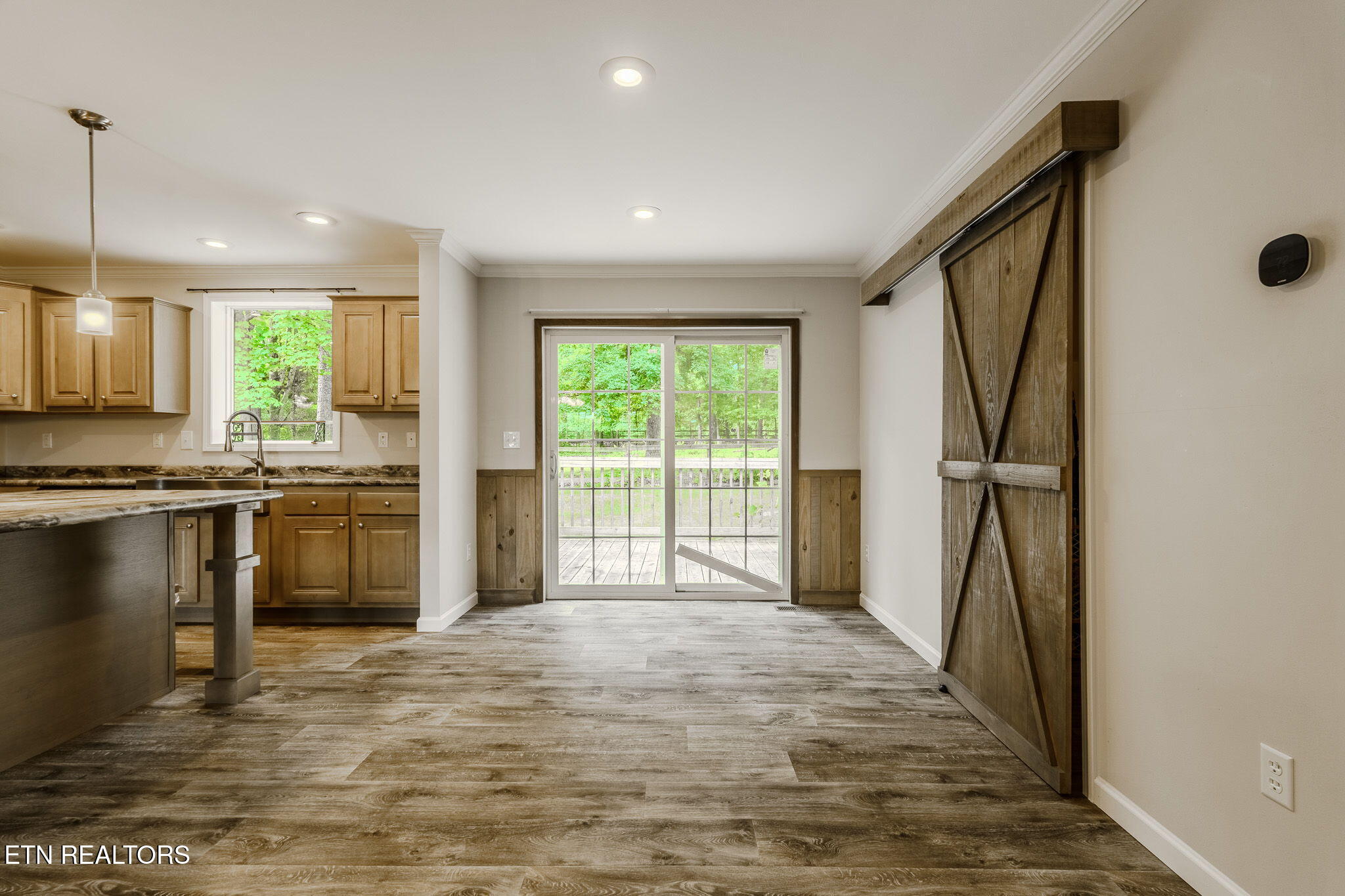 938 Mountain View Street Pigeon Forge TN 37863
