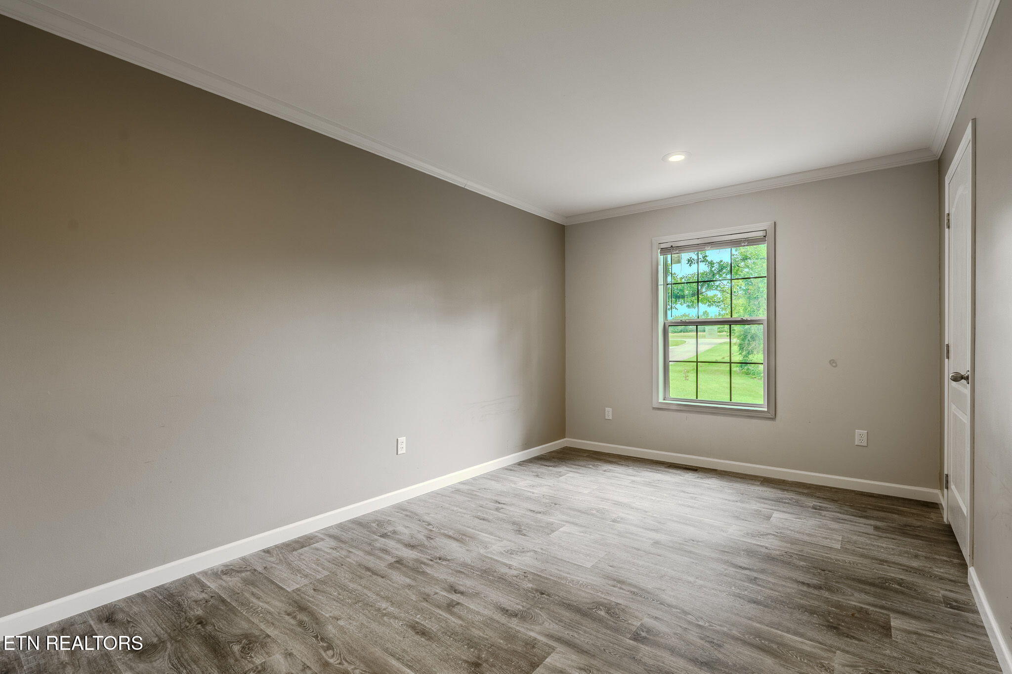 938 Mountain View Street Pigeon Forge TN 37863