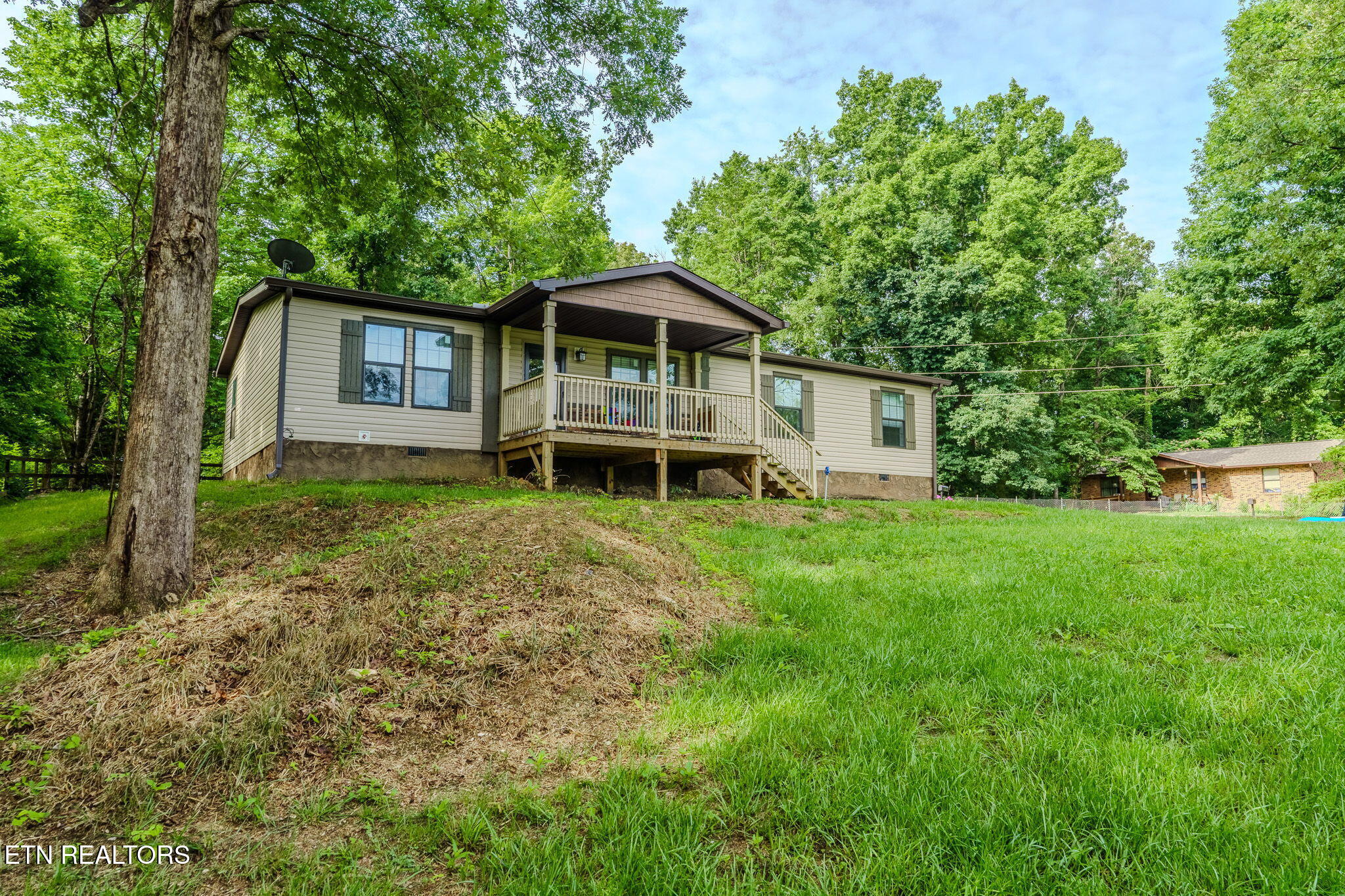 938 Mountain View Street Pigeon Forge TN 37863