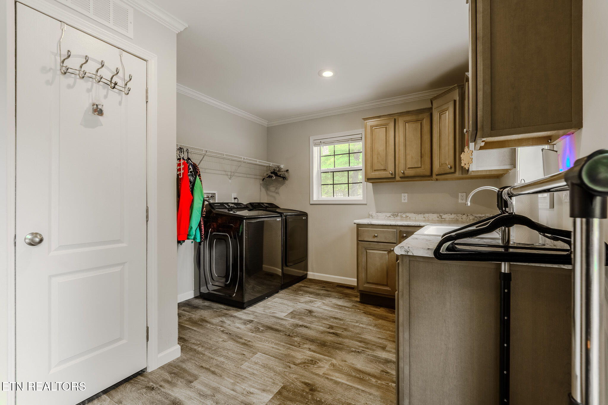 938 Mountain View Street Pigeon Forge TN 37863