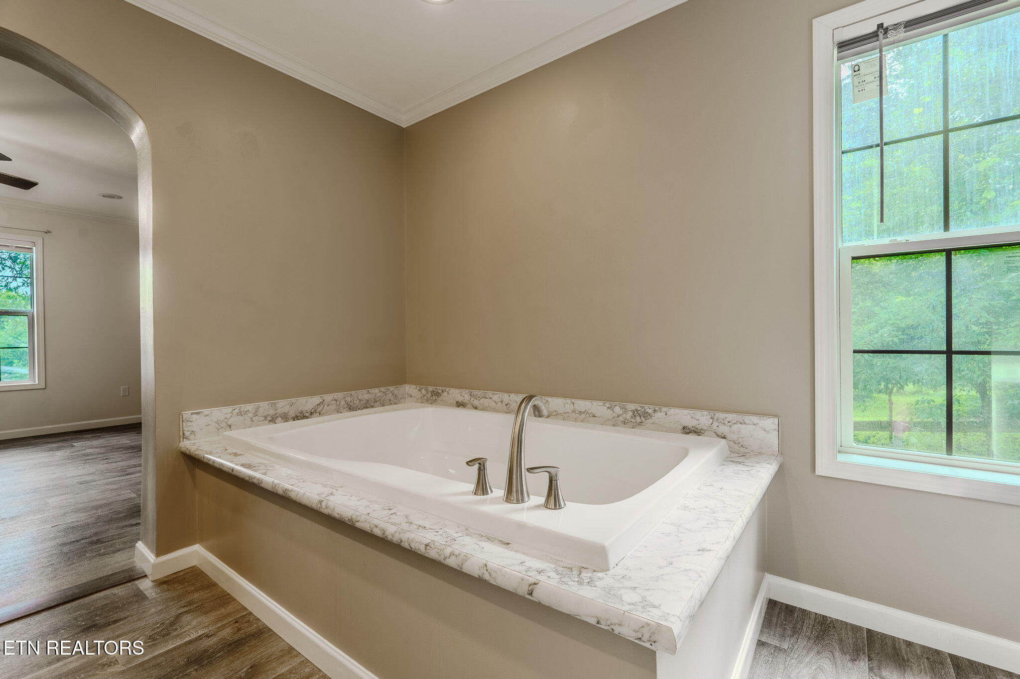 938 Mountain View Street Pigeon Forge TN 37863