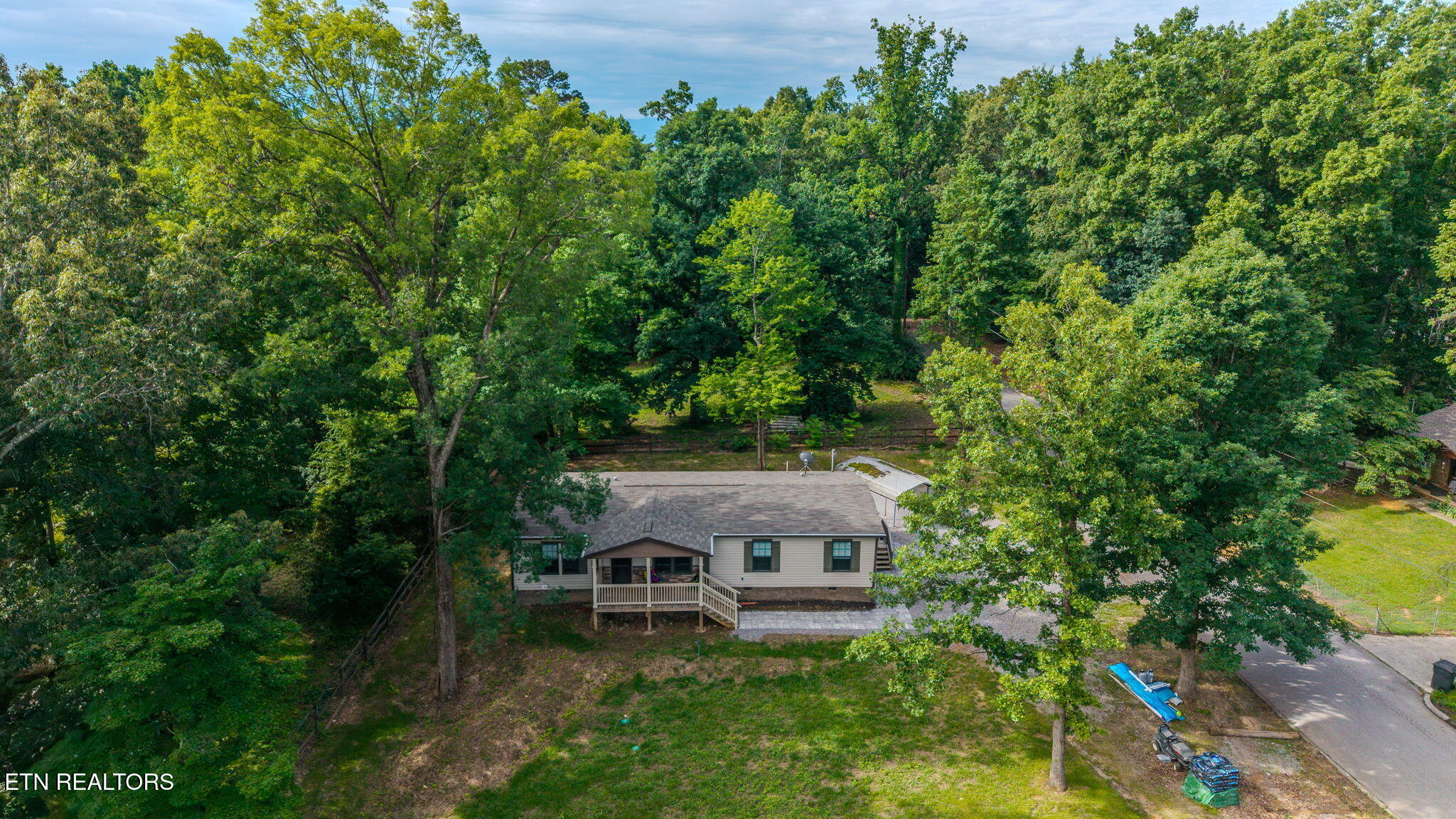 938 Mountain View Street Pigeon Forge TN 37863