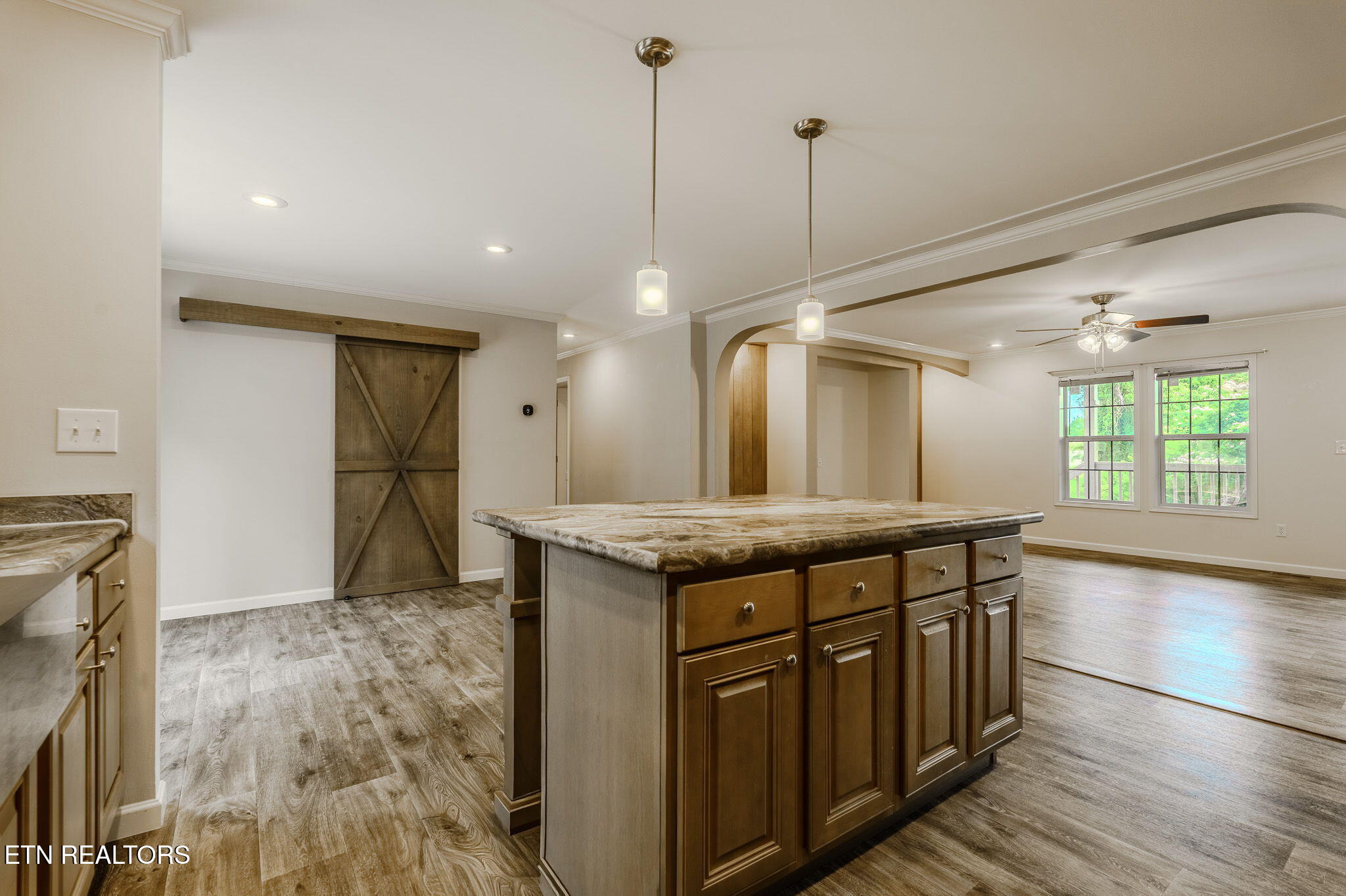 938 Mountain View Street Pigeon Forge TN 37863