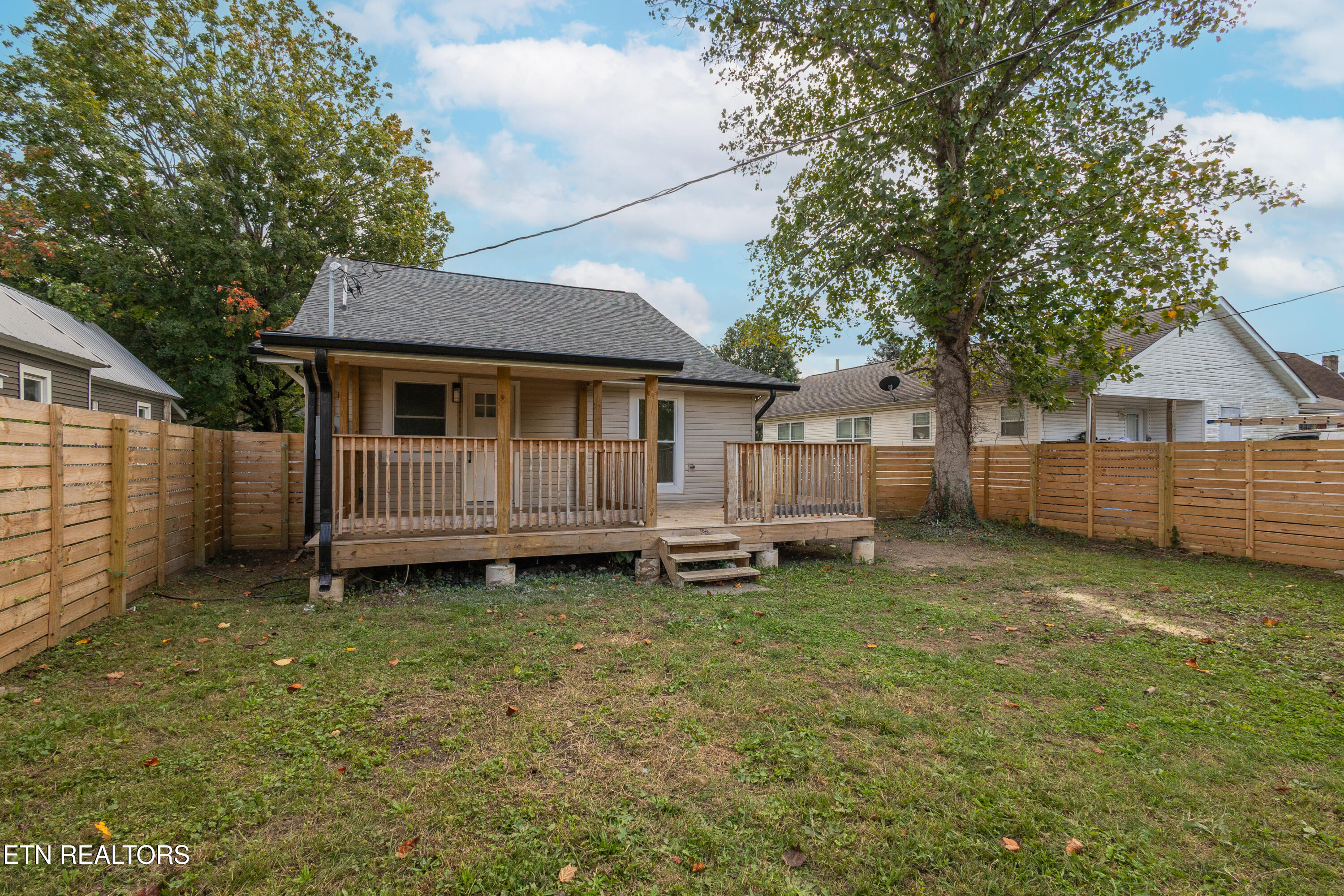 227 E Morelia Avenue Knoxville TN 37917