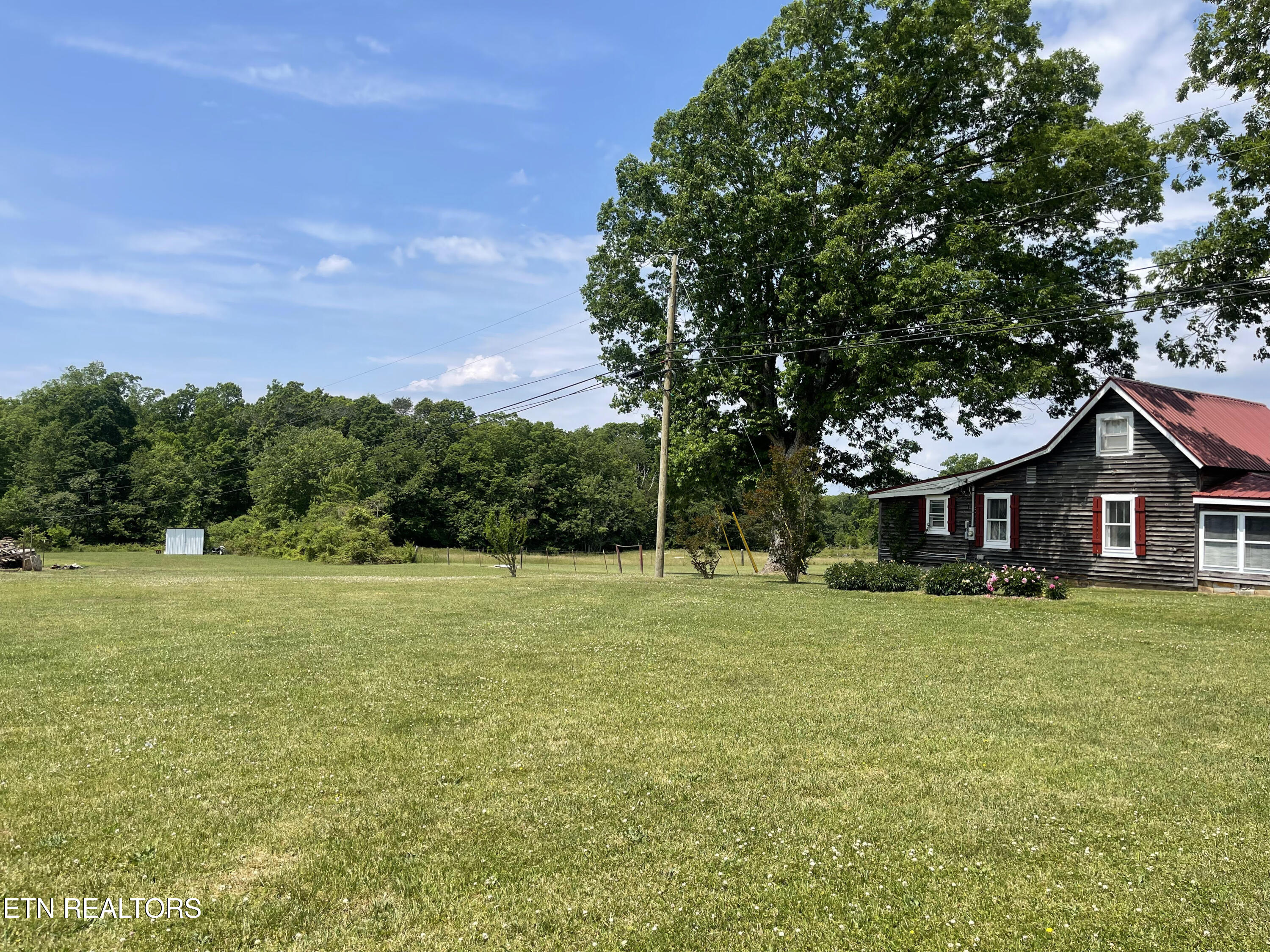 1960 Leffle Webb Road Crossville TN 38572