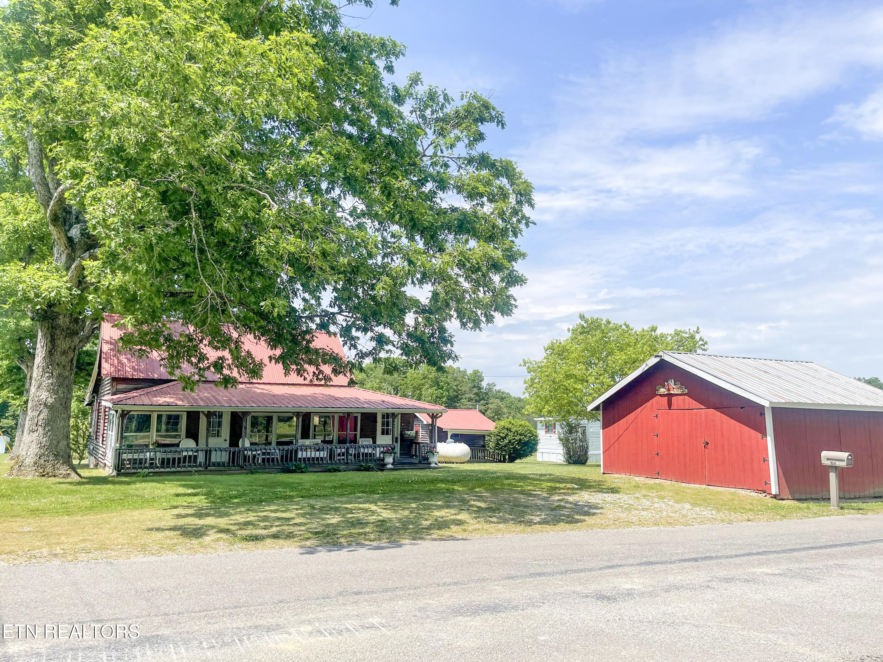 1960 Leffle Webb Road Crossville TN 38572