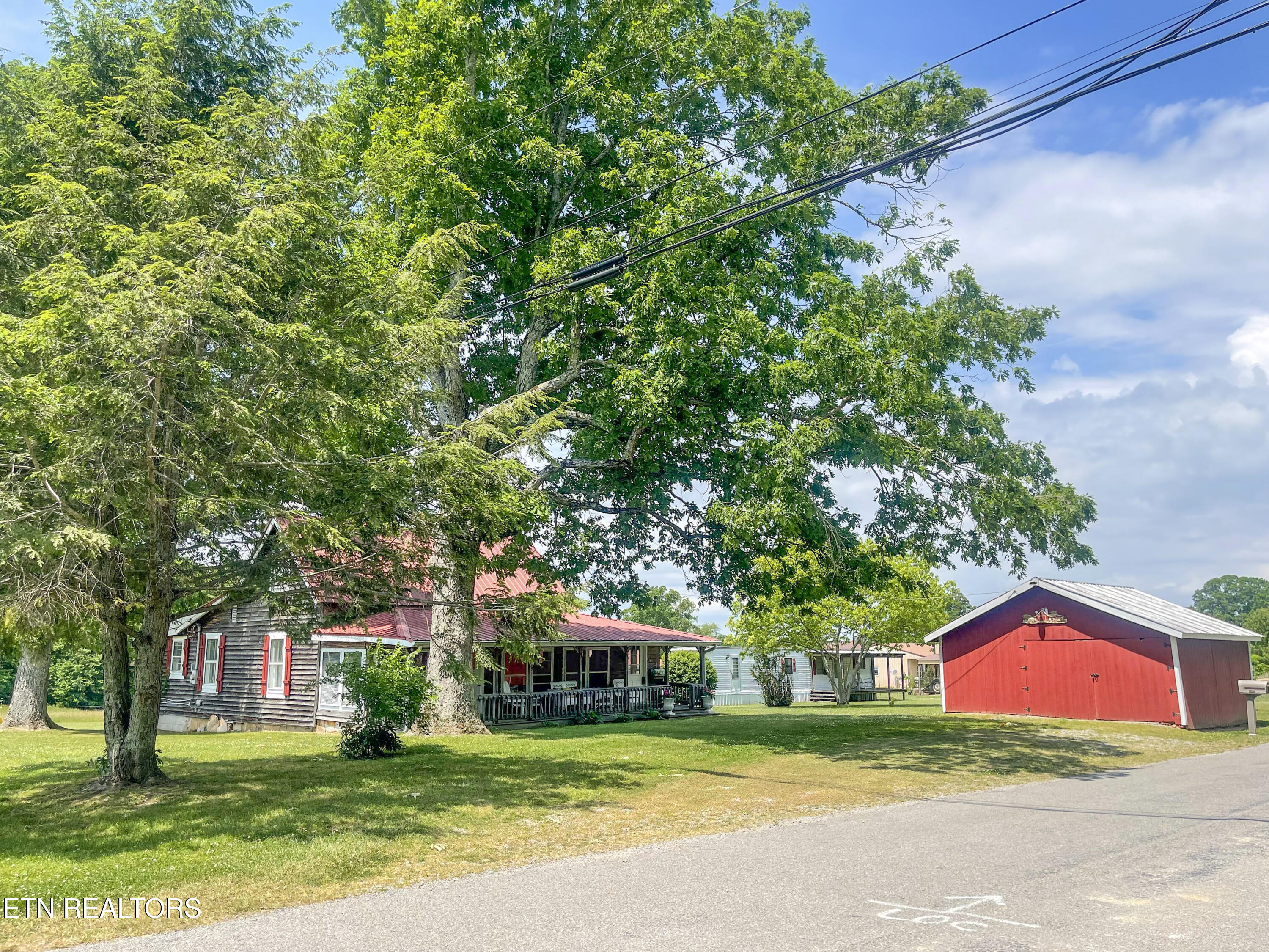 1960 Leffle Webb Road Crossville TN 38572
