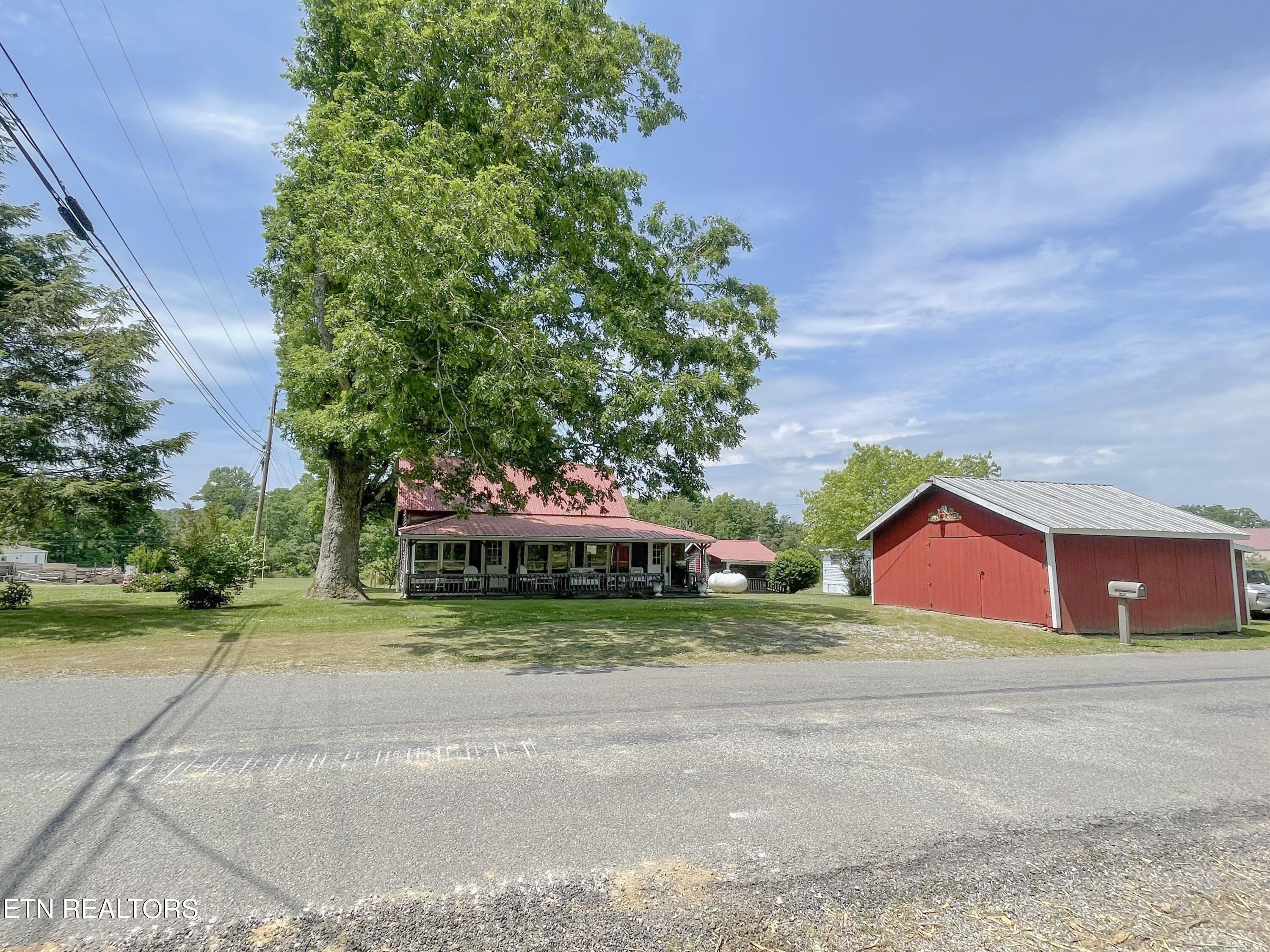 1960 Leffle Webb Road Crossville TN 38572