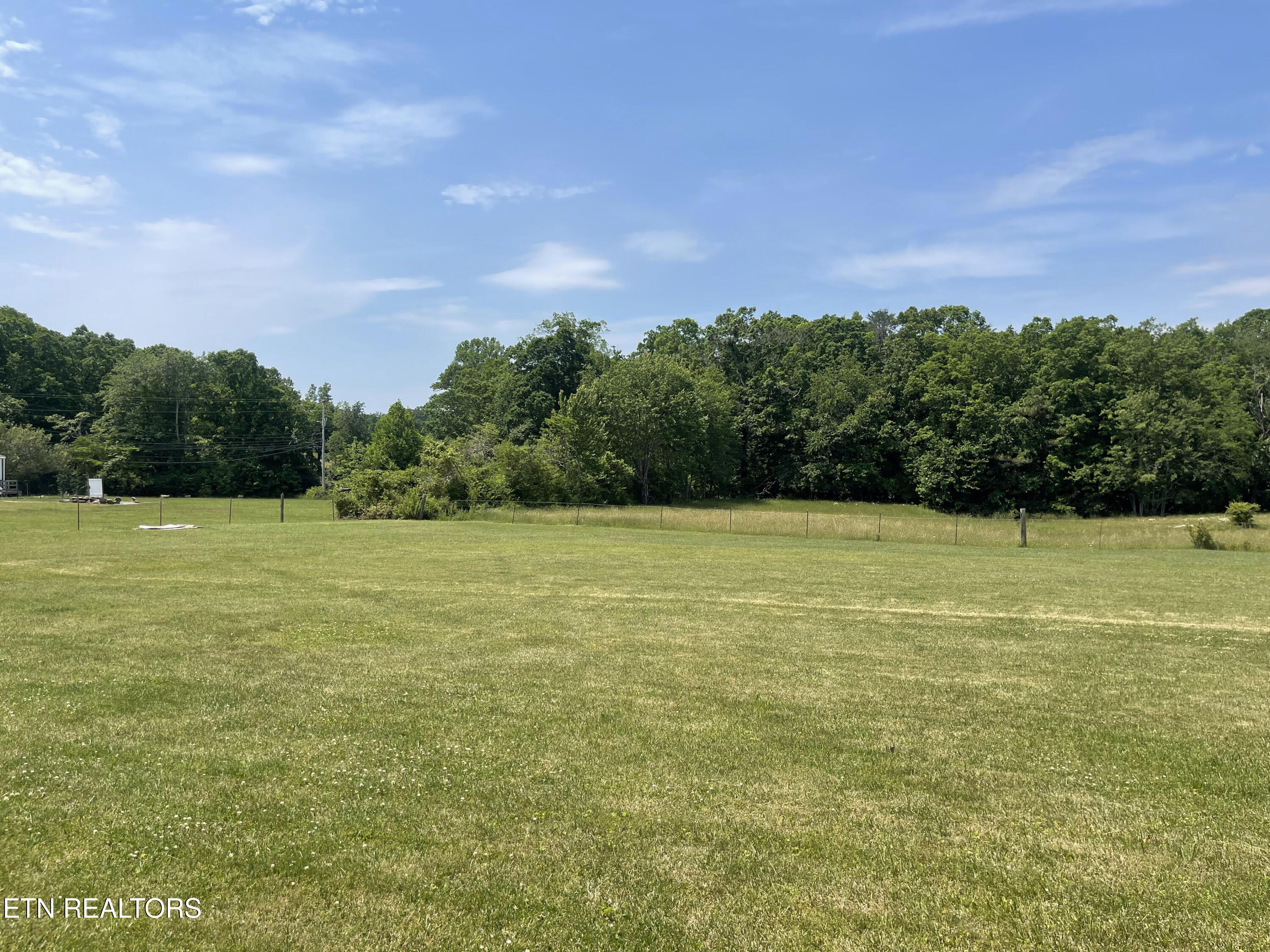 1960 Leffle Webb Road Crossville TN 38572