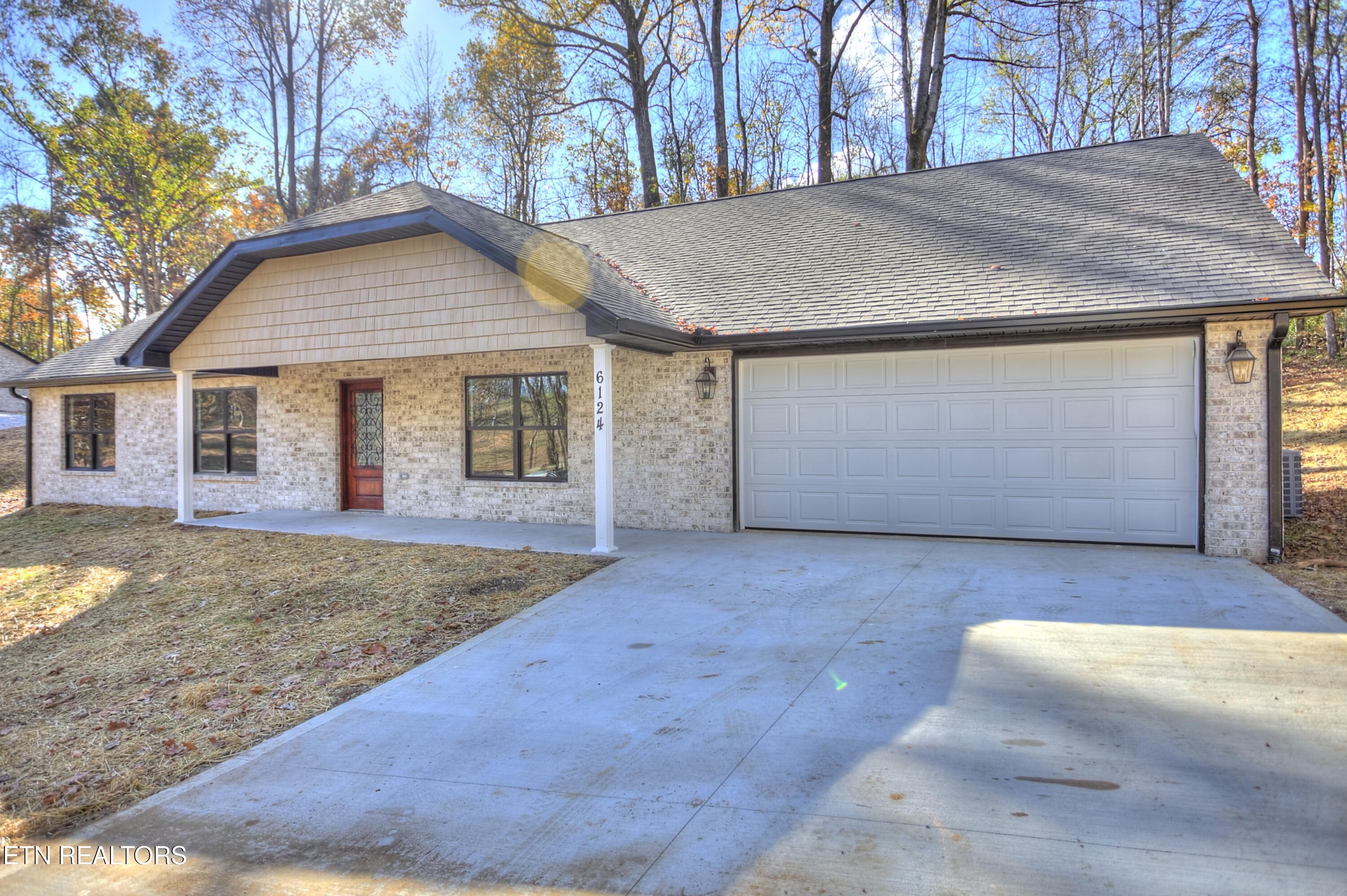 6124 Hutton Ridge Road Maryville TN 37801