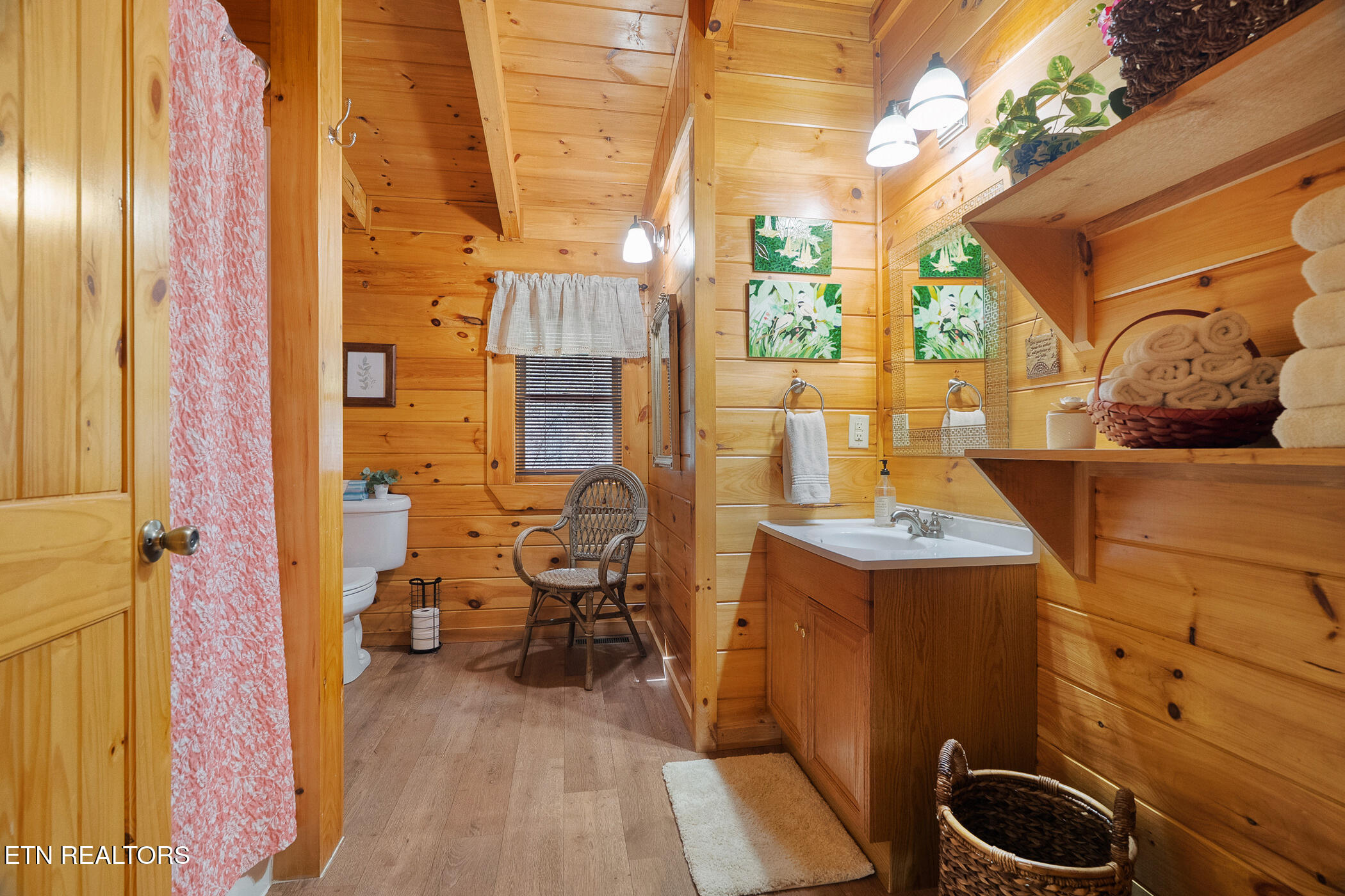 1917 Lee Proffitt Way Sevierville TN 37876