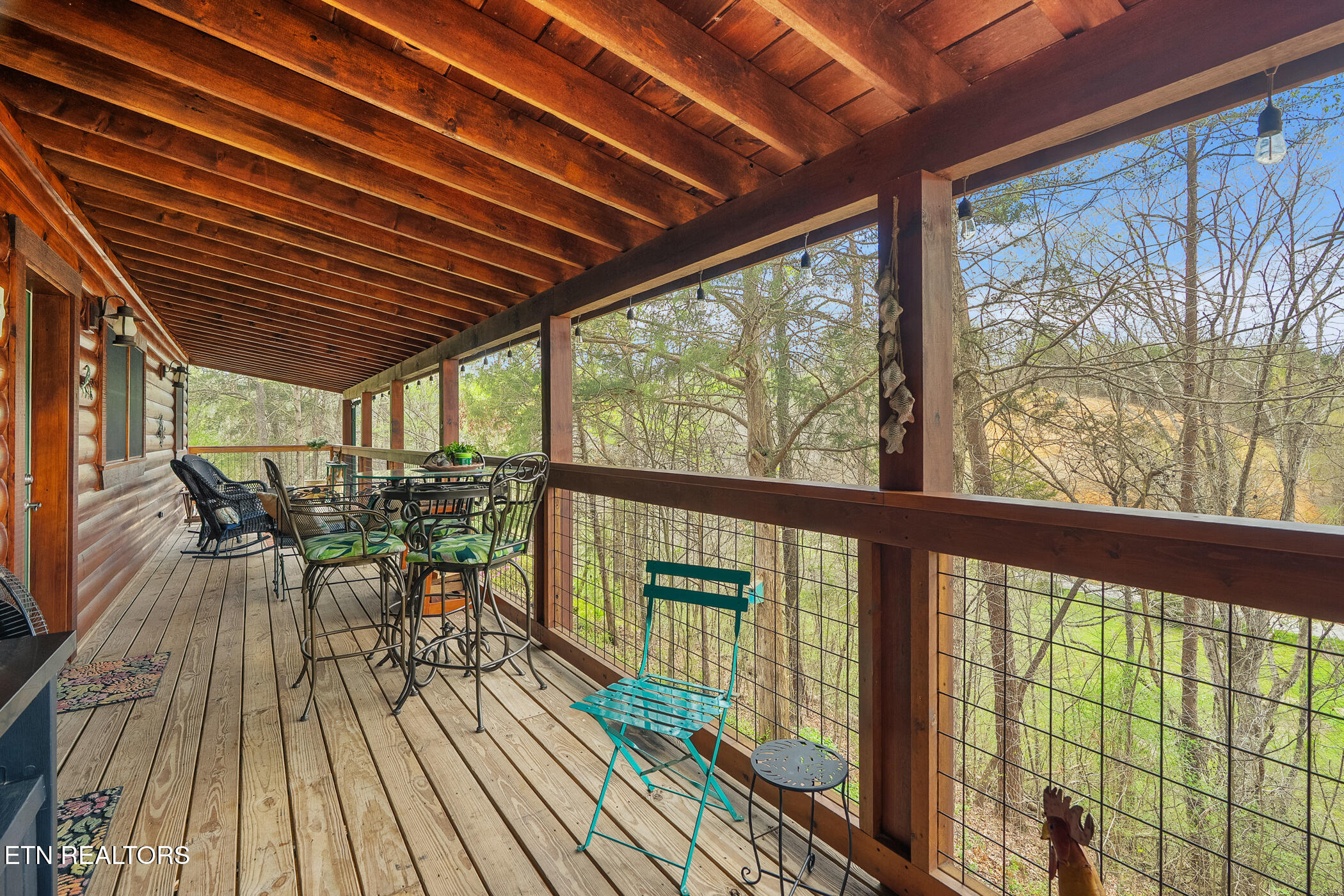 1917 Lee Proffitt Way Sevierville TN 37876