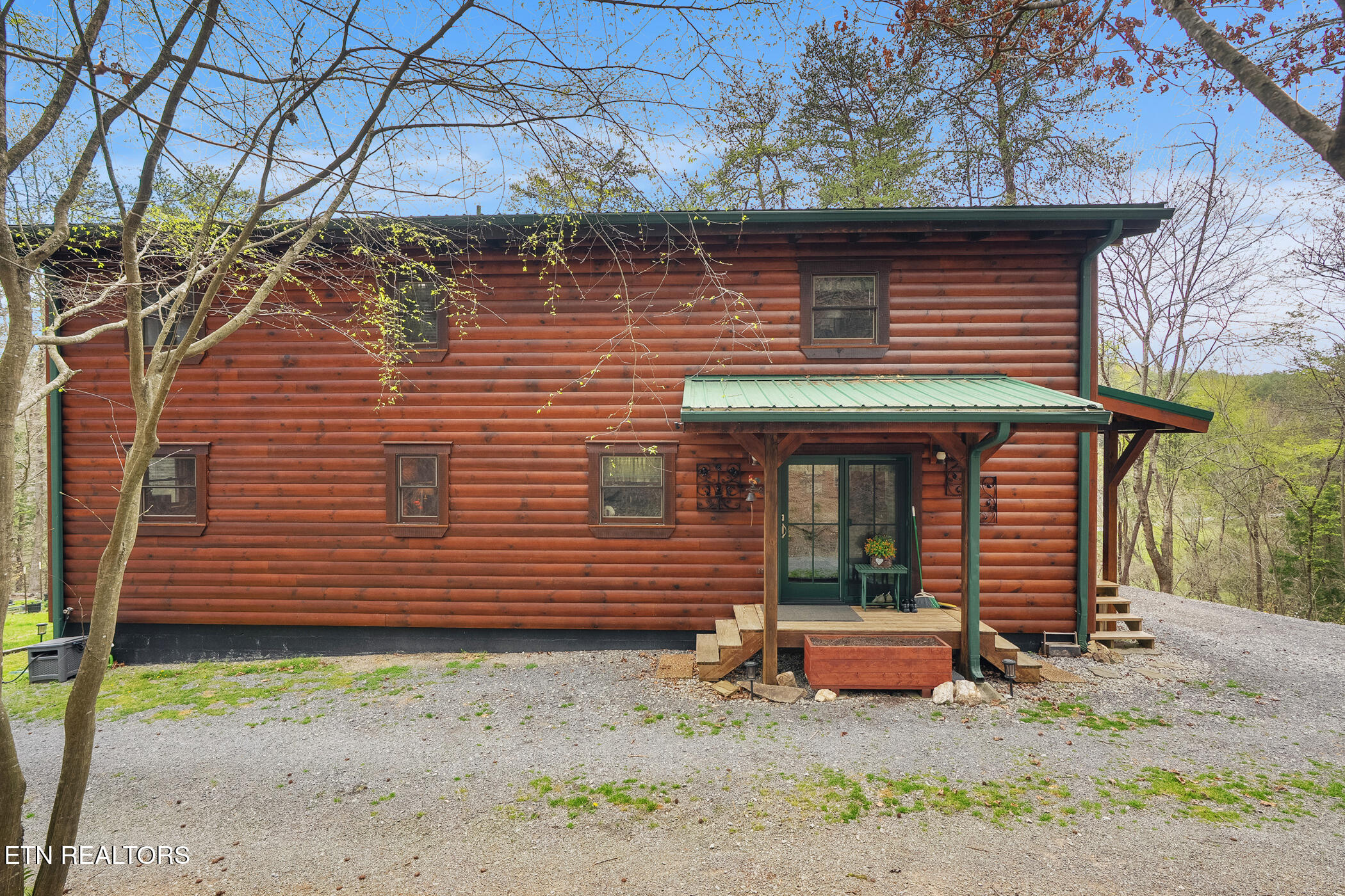 1917 Lee Proffitt Way Sevierville TN 37876