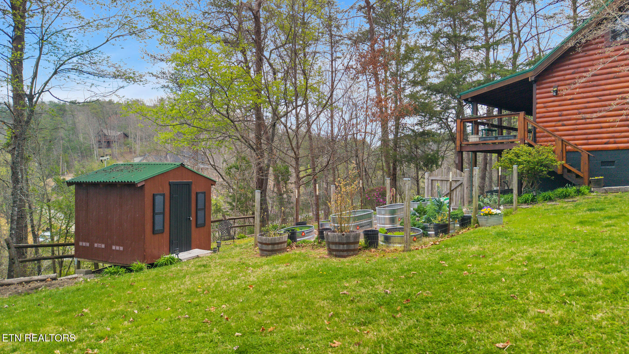 1917 Lee Proffitt Way Sevierville TN 37876