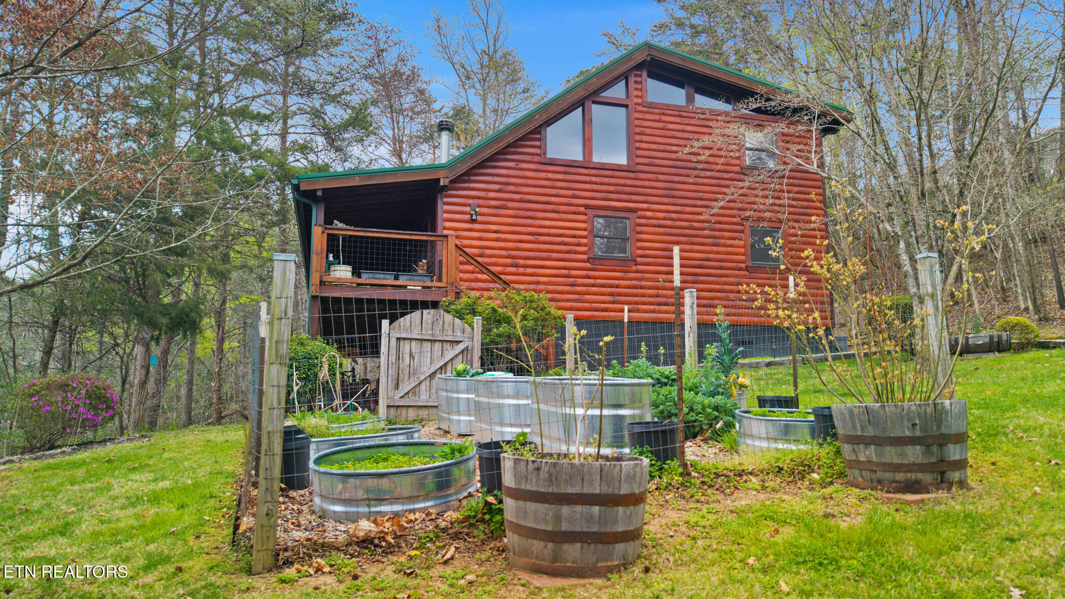 1917 Lee Proffitt Way Sevierville TN 37876